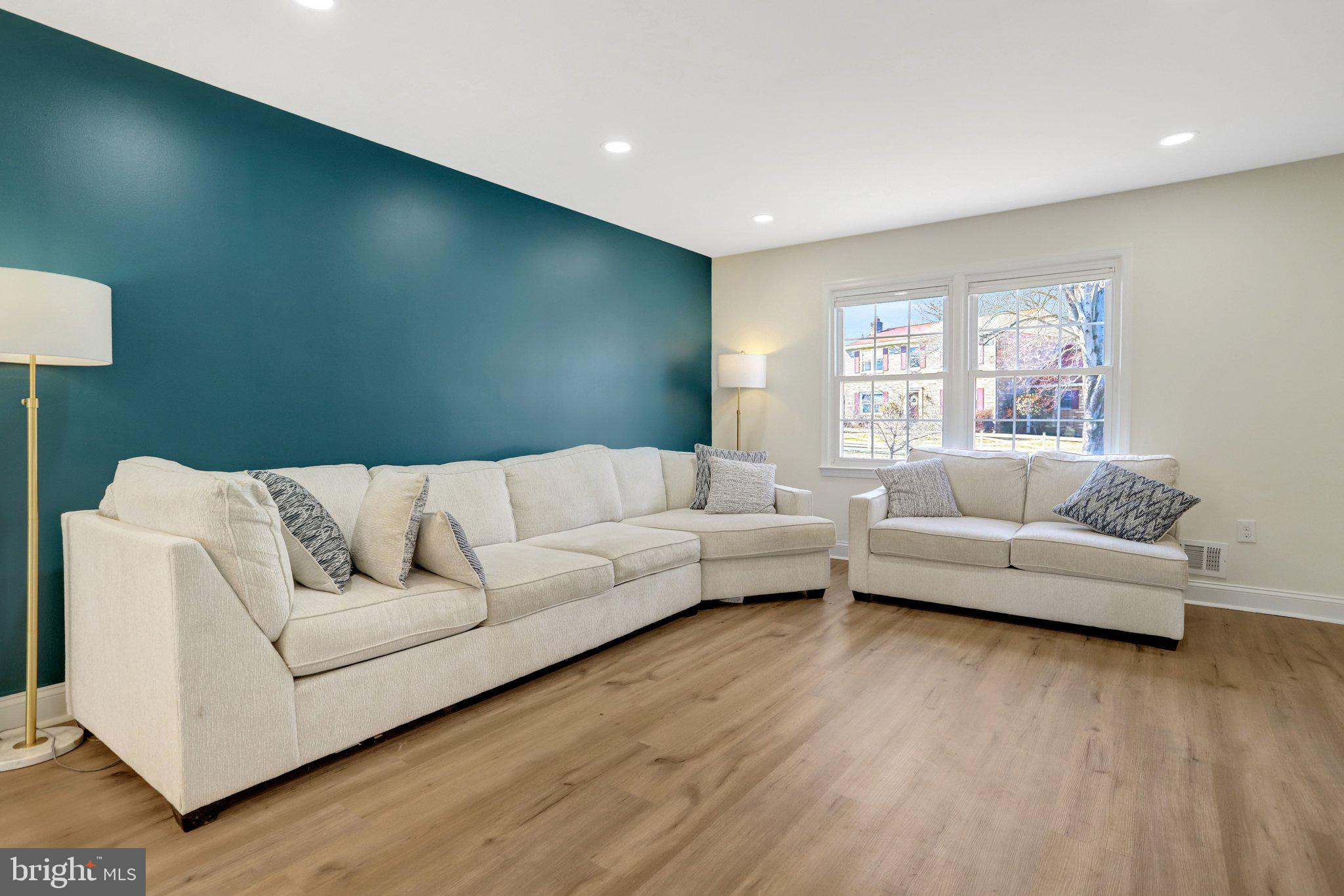 RIVER BEND ESTATES - Residential