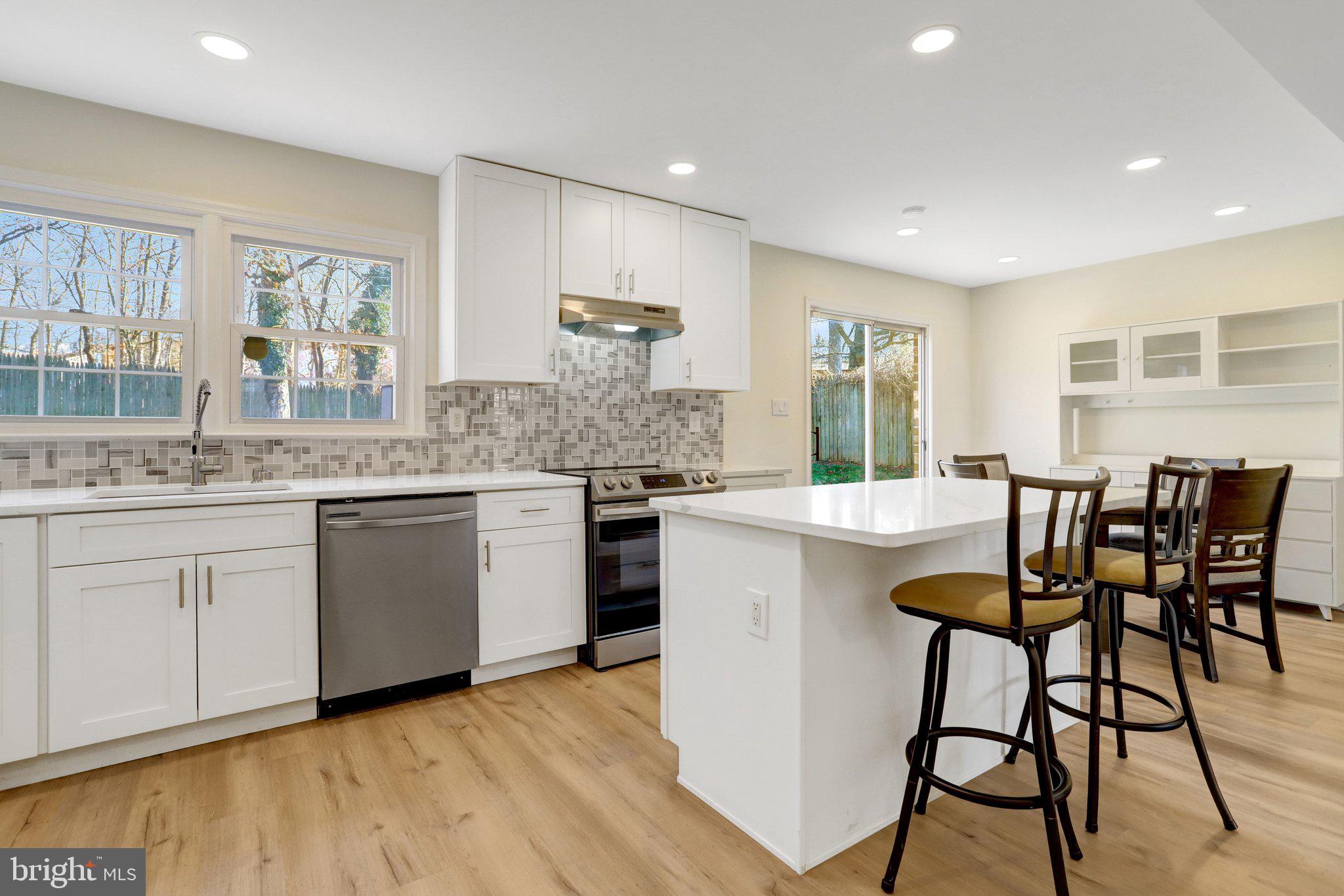 RIVER BEND ESTATES - Residential