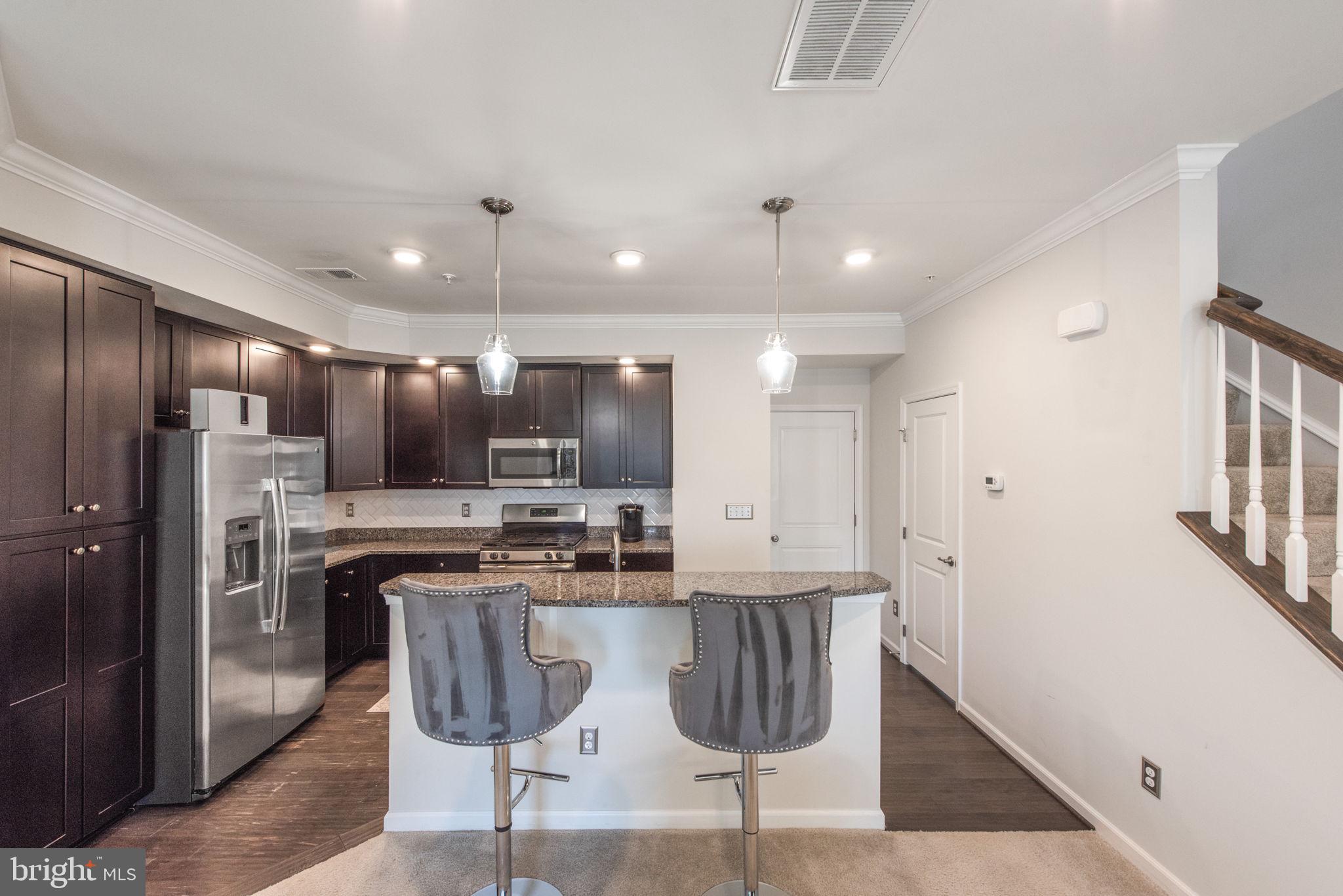 VIRGINIA MANOR - Residential Lease