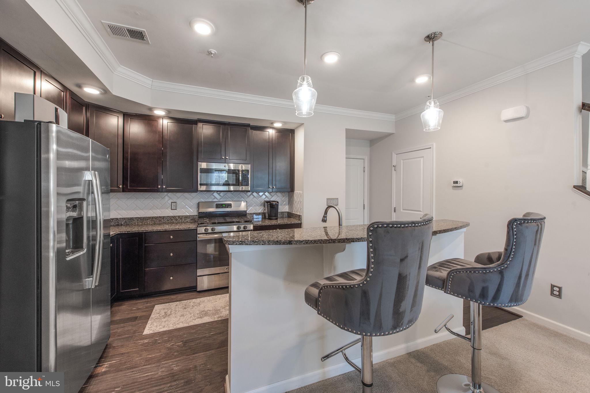 VIRGINIA MANOR - Residential Lease