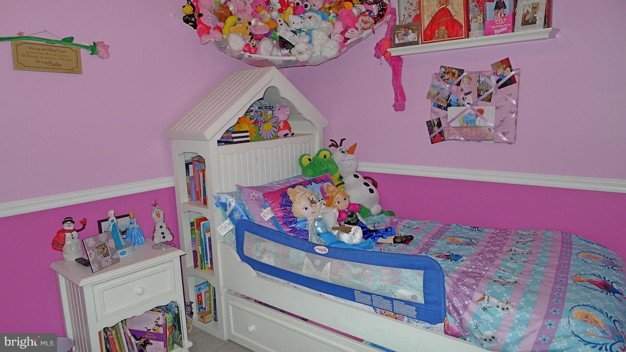 WOODBRIDGE - Residential