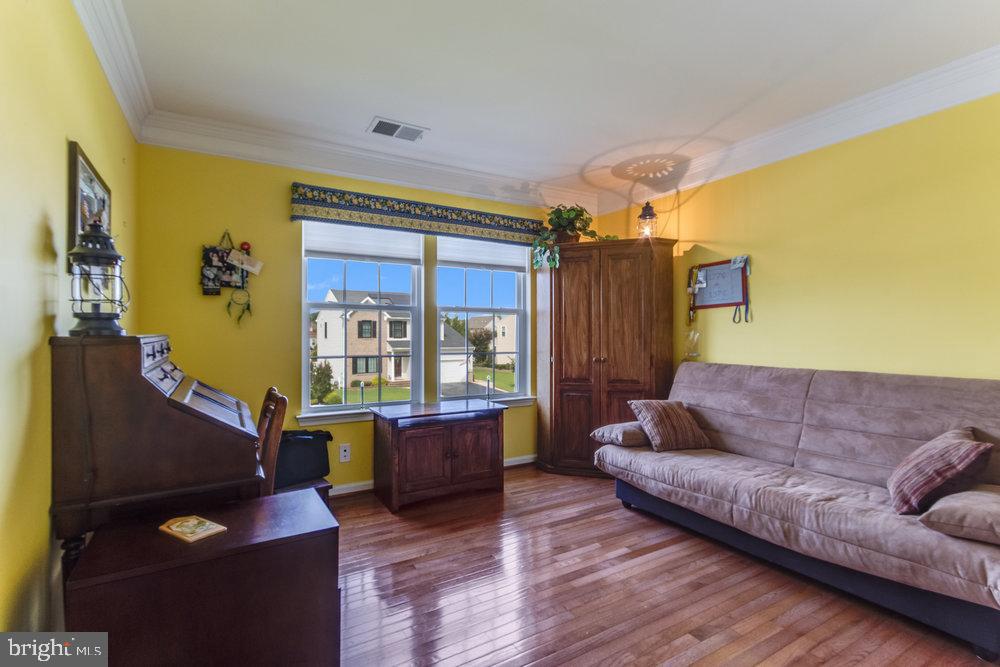 HAZEL FARM - Residential