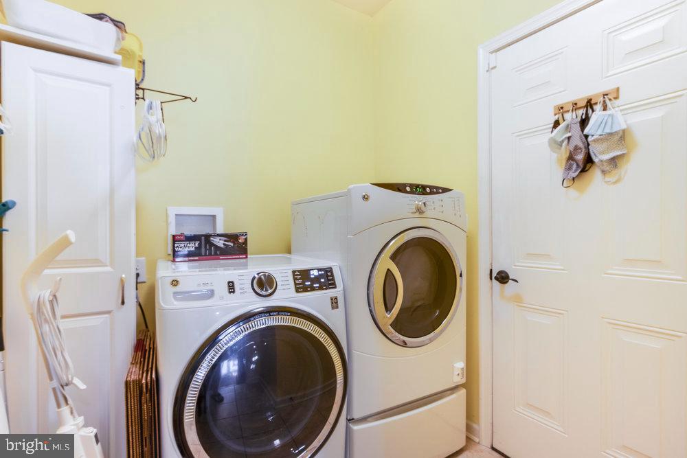 HAZEL FARM - Residential