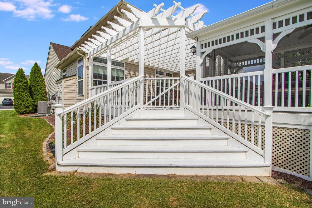 HAZEL FARM - Residential