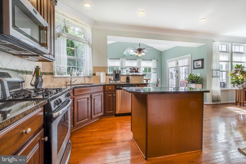 HAZEL FARM - Residential