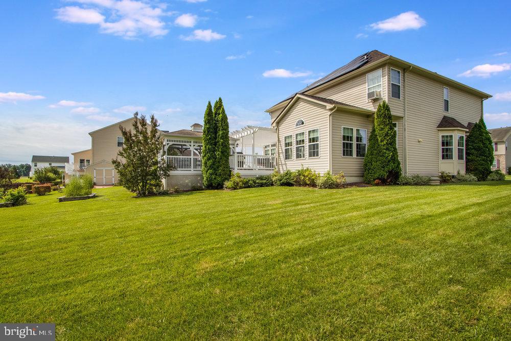 HAZEL FARM - Residential