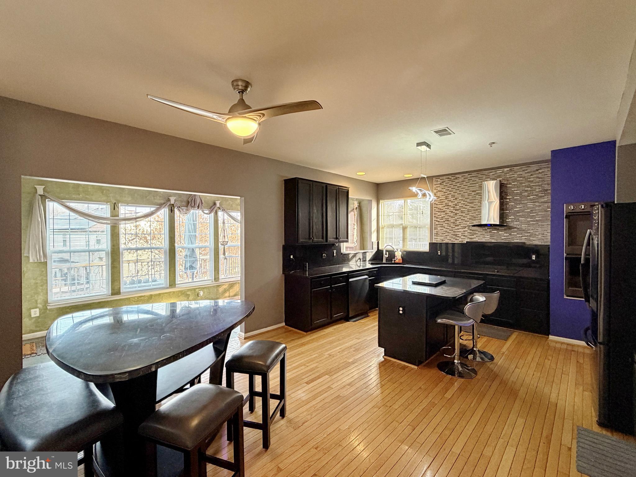 POTOMAC KNOLLS - Residential