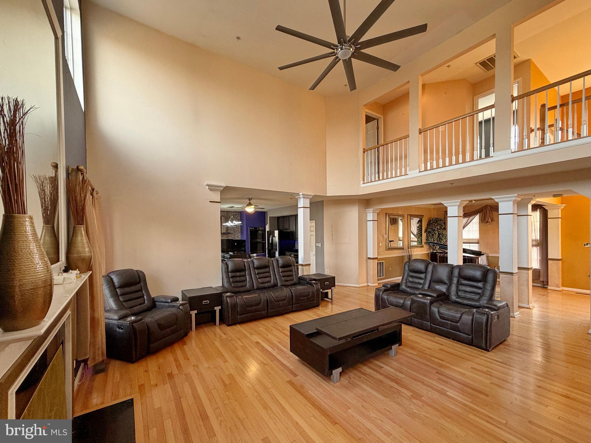 POTOMAC KNOLLS - Residential