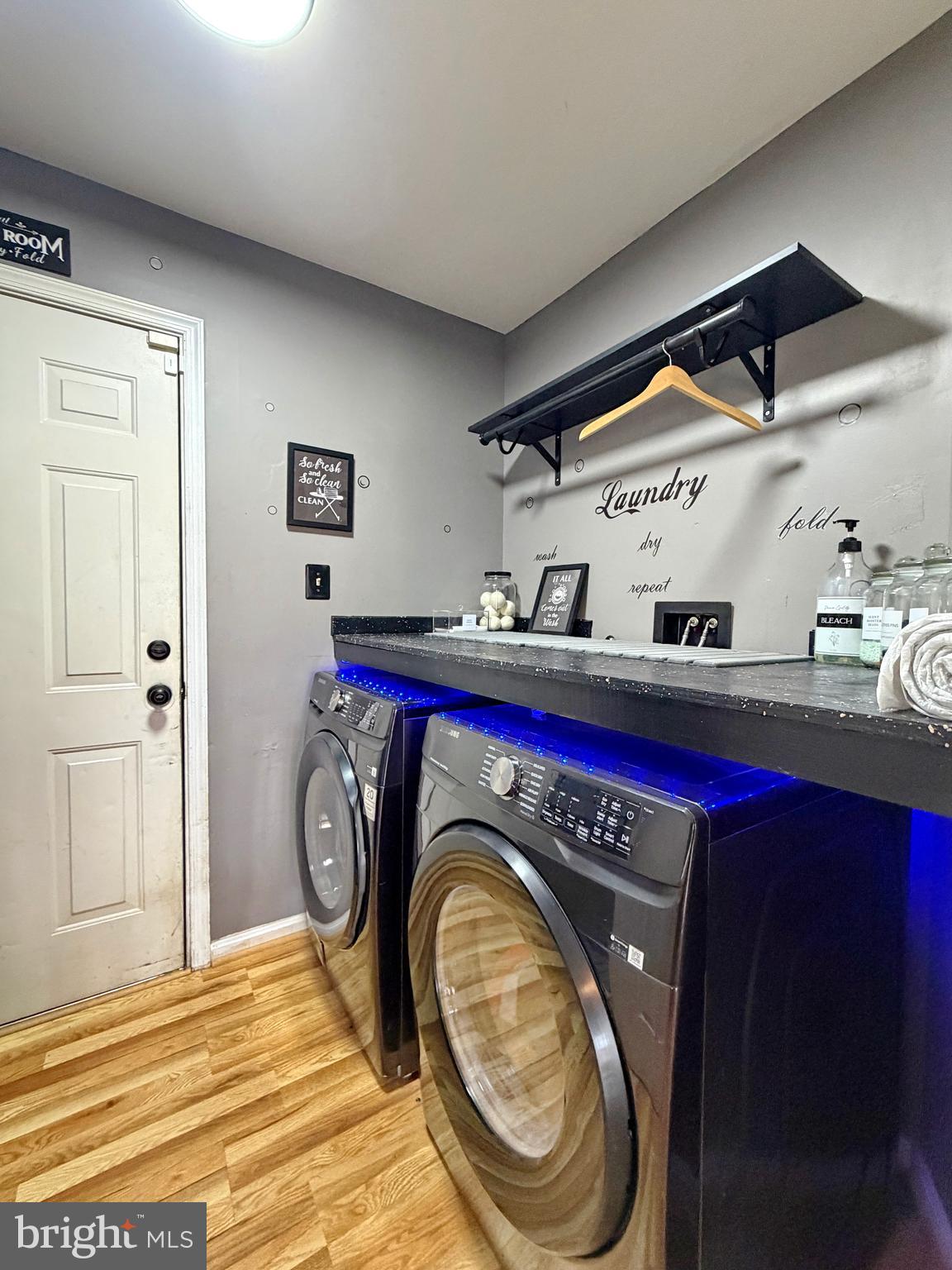 POTOMAC KNOLLS - Residential