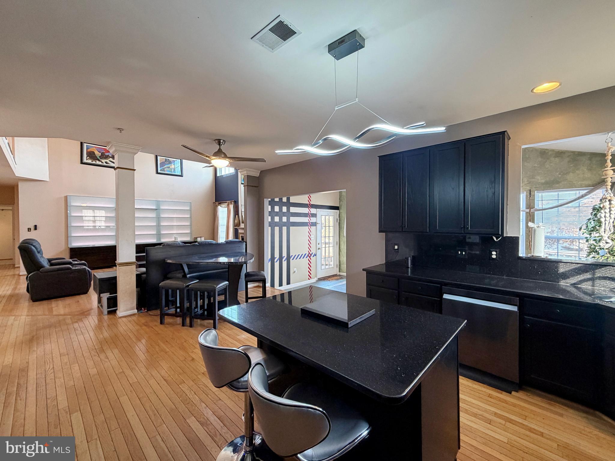 POTOMAC KNOLLS - Residential