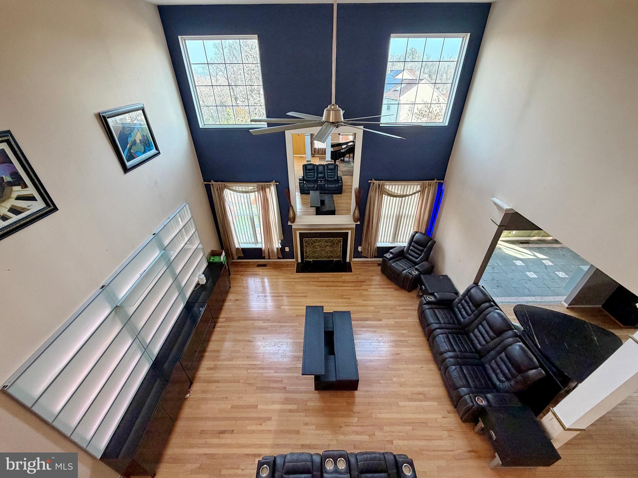 POTOMAC KNOLLS - Residential