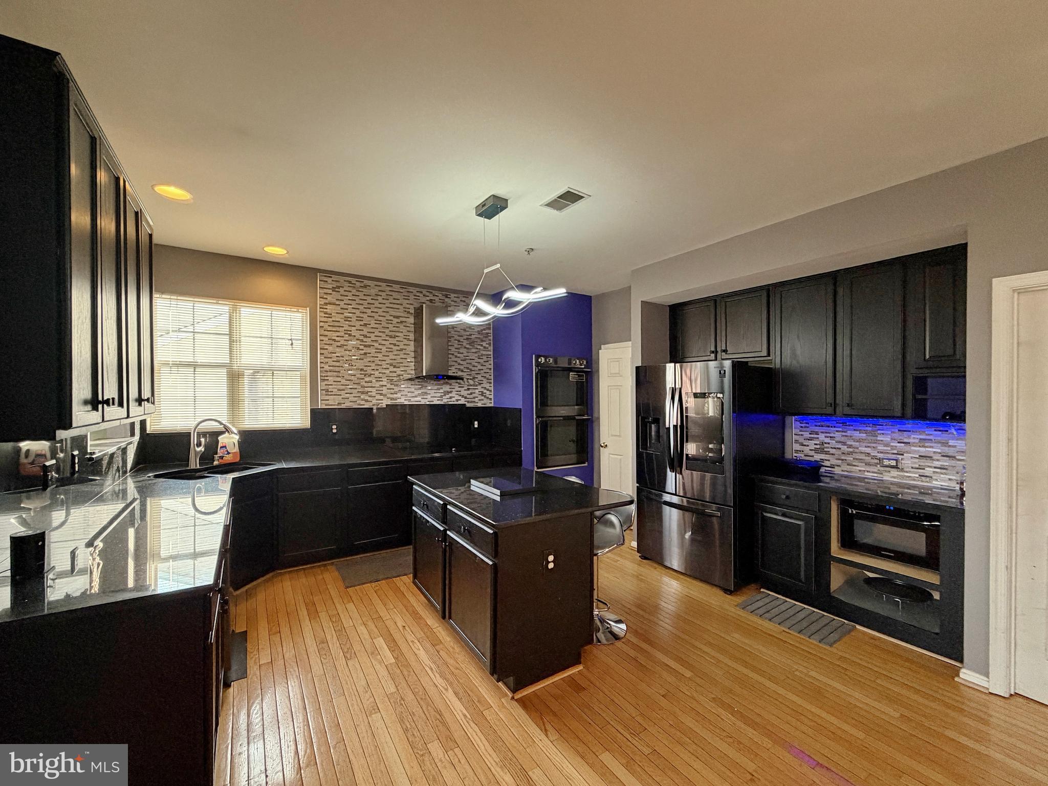 POTOMAC KNOLLS - Residential