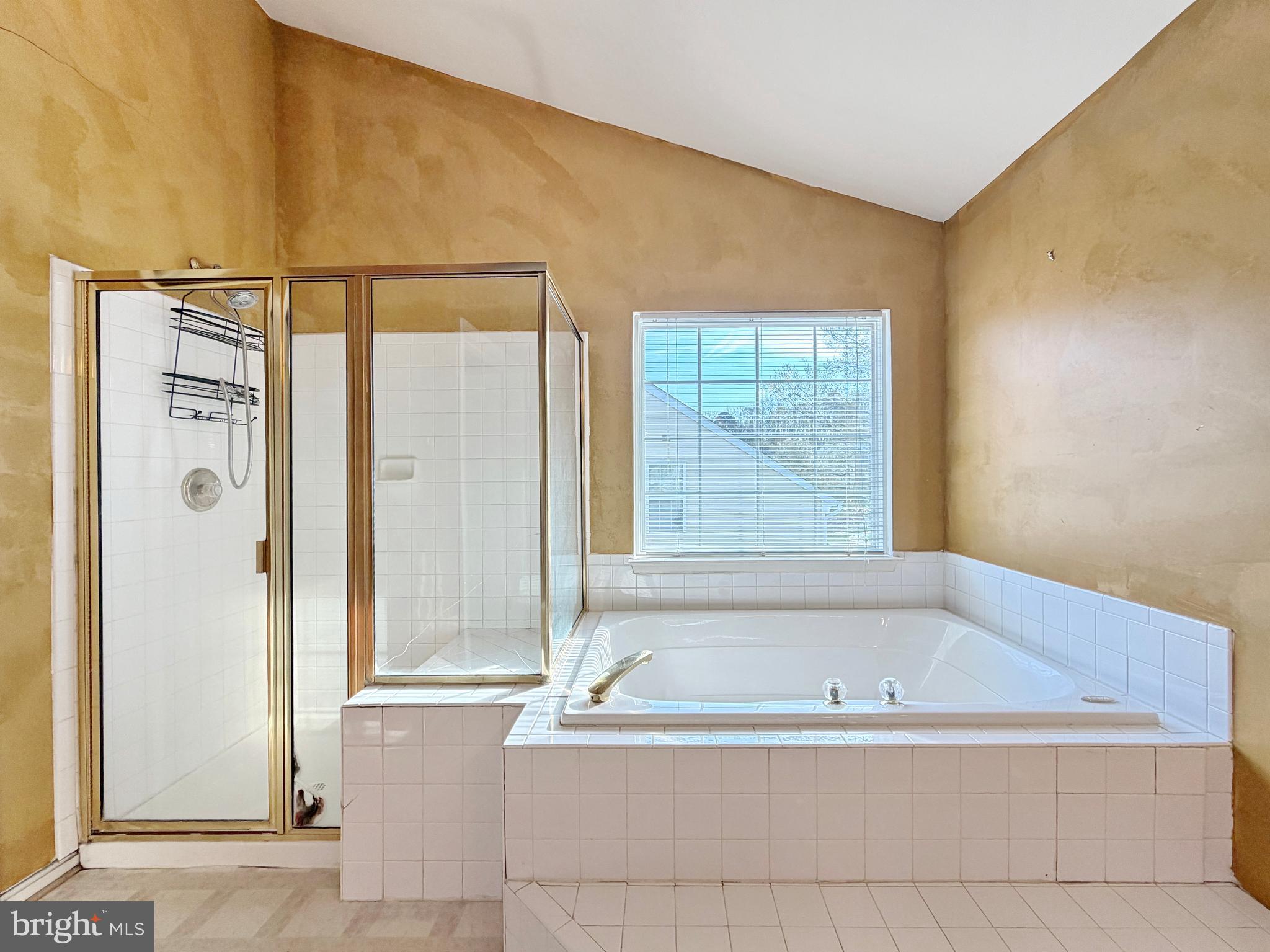 POTOMAC KNOLLS - Residential