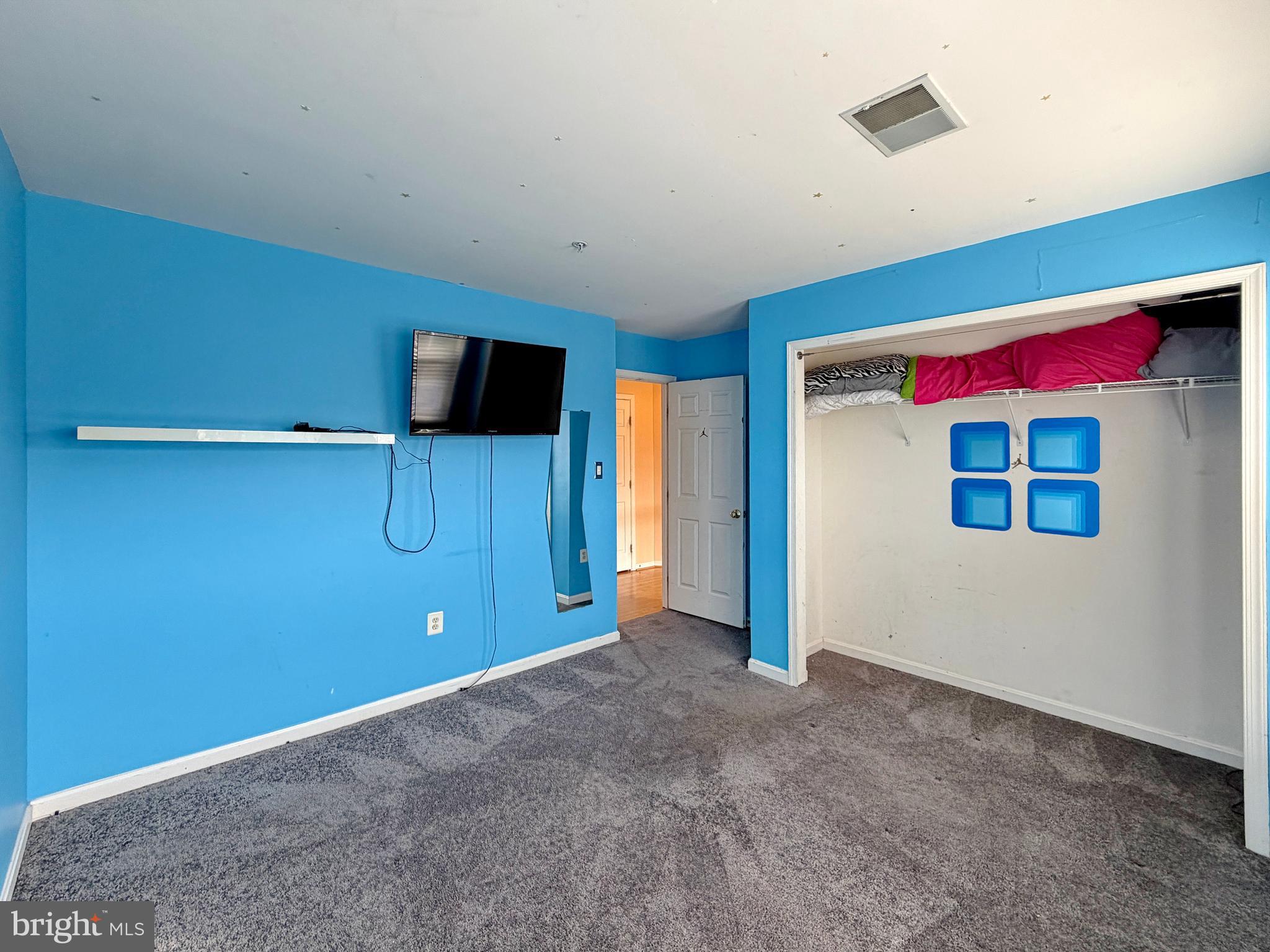 POTOMAC KNOLLS - Residential