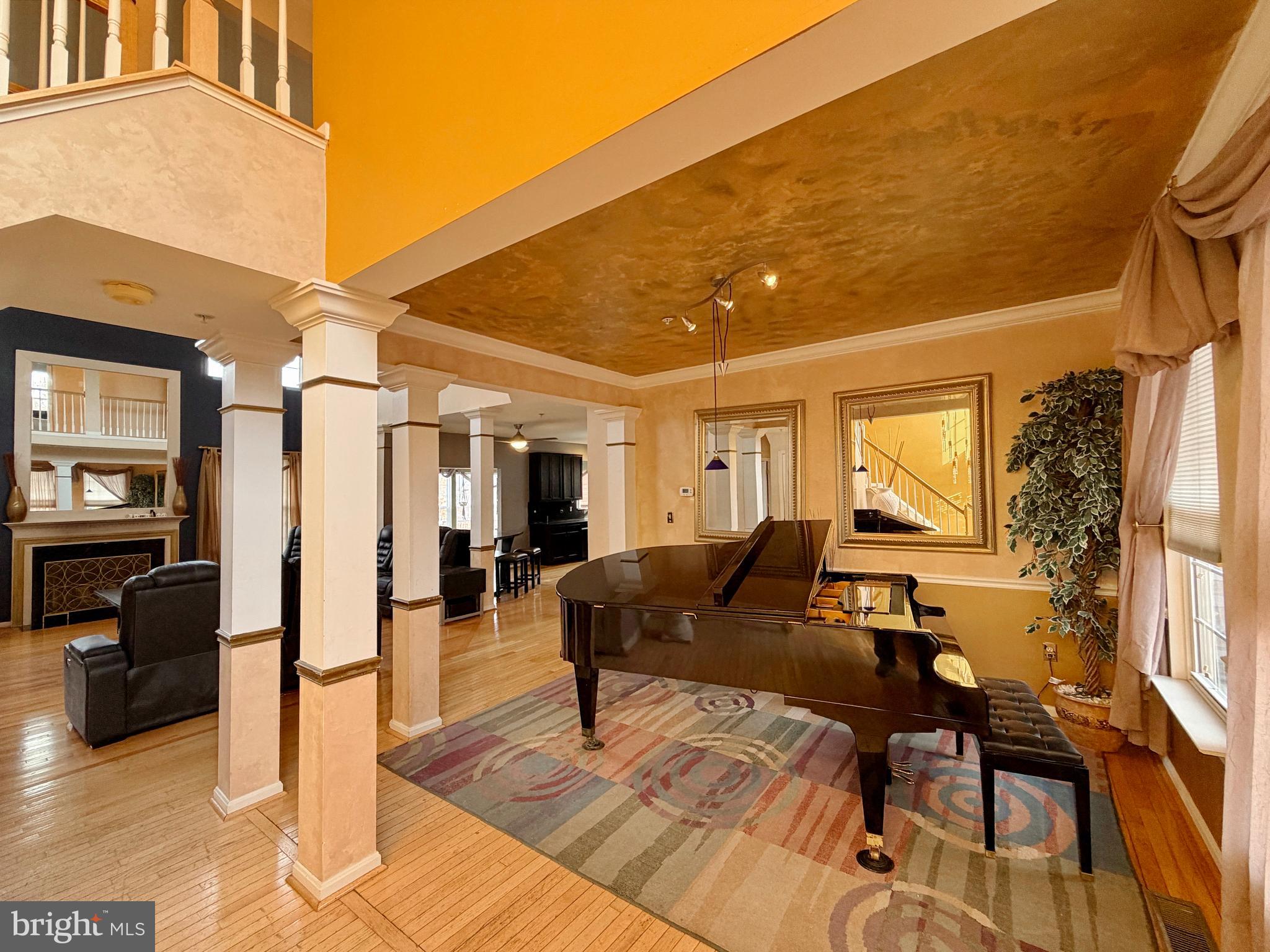 POTOMAC KNOLLS - Residential