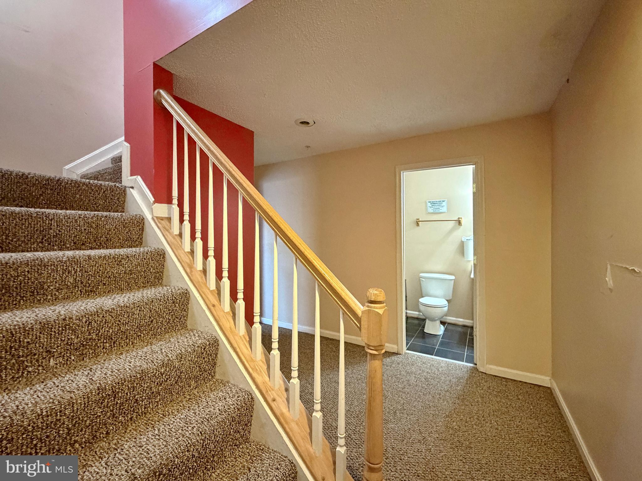 POTOMAC KNOLLS - Residential