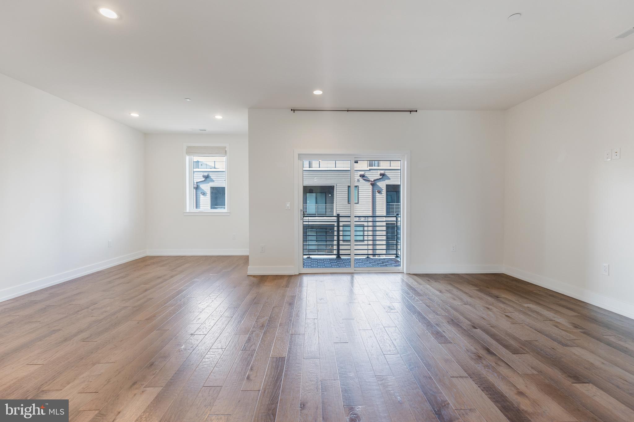 BROWNSTONES AT VF - Residential