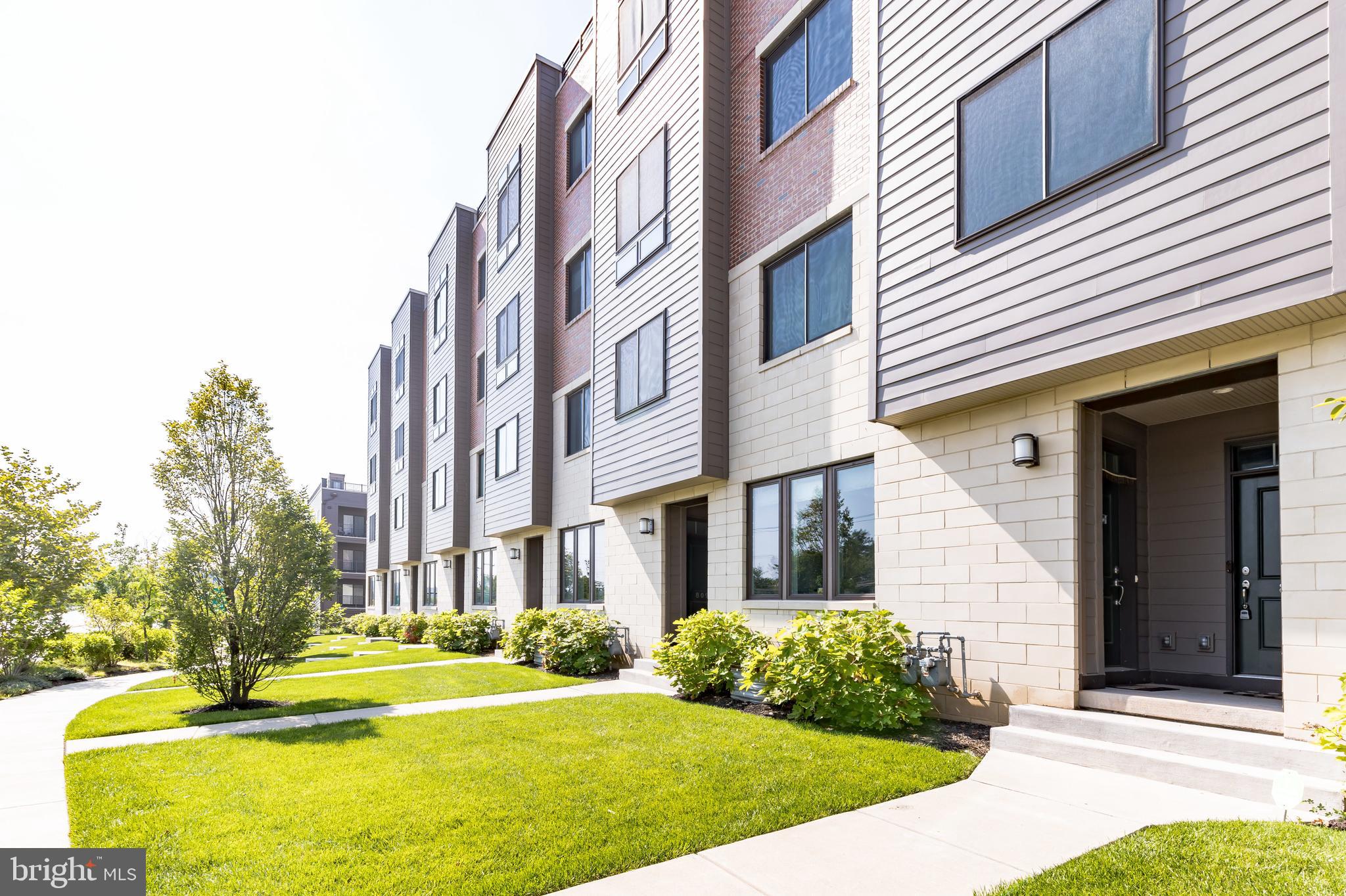 BROWNSTONES AT VF - Residential