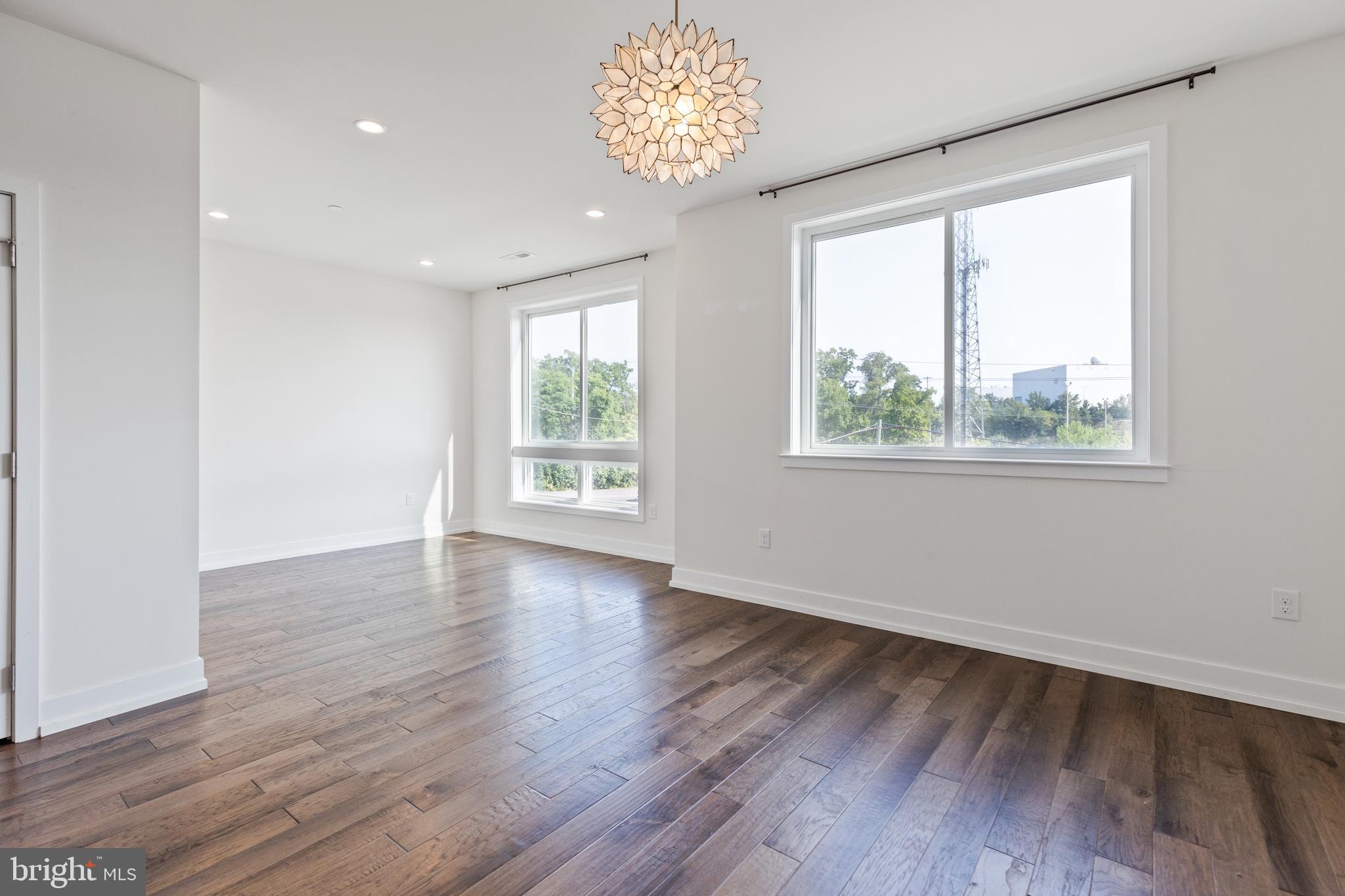 BROWNSTONES AT VF - Residential