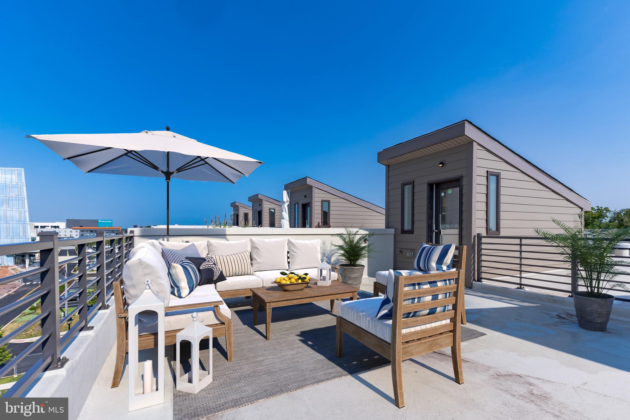 BROWNSTONES AT VF - Residential