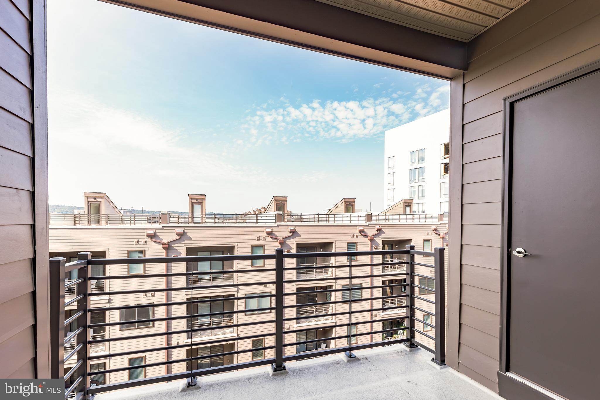 BROWNSTONES AT VF - Residential