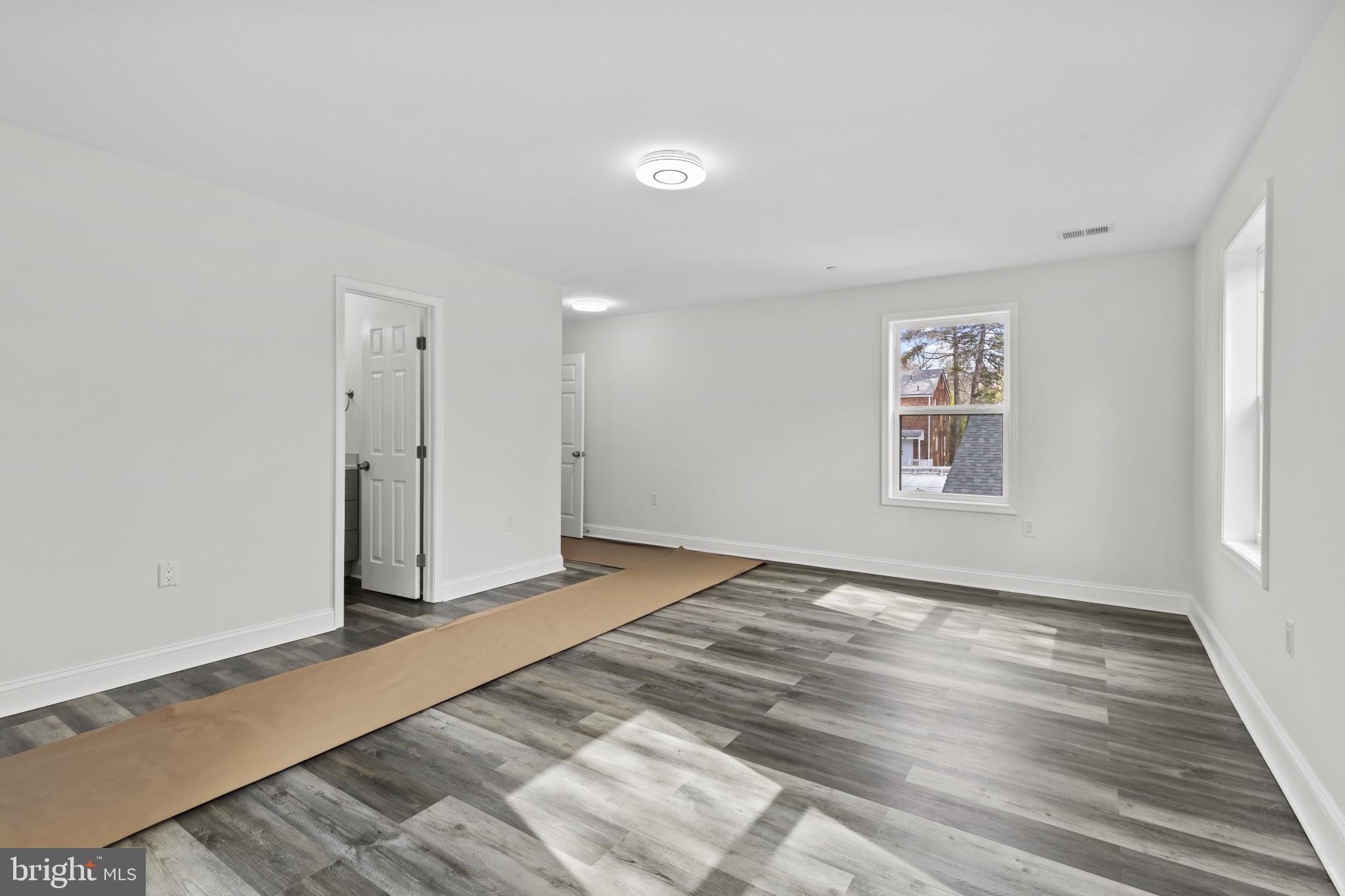 CLEARWOOD - Residential