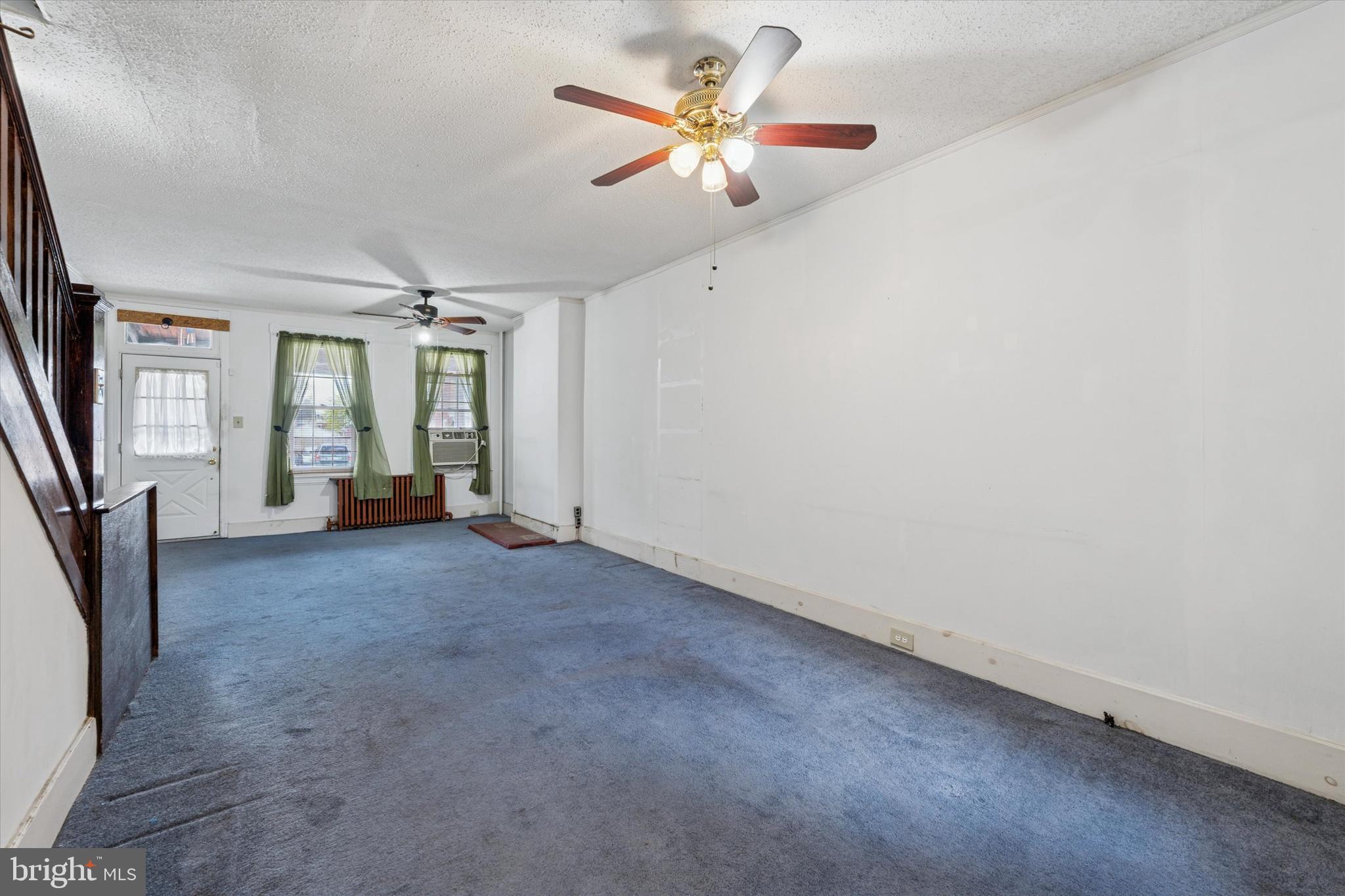 NORRISTOWN - Residential