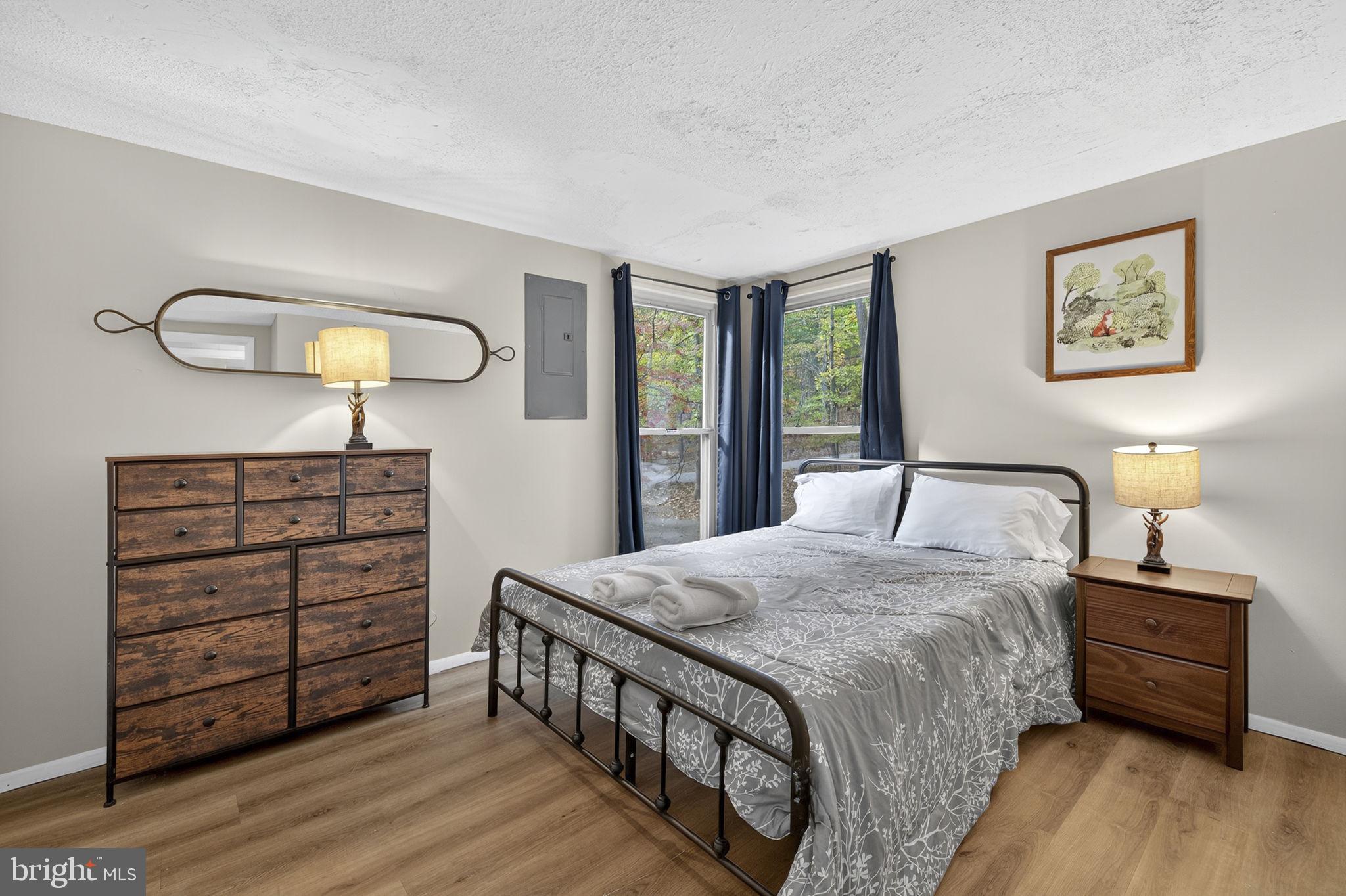 THE WOODS - Residential