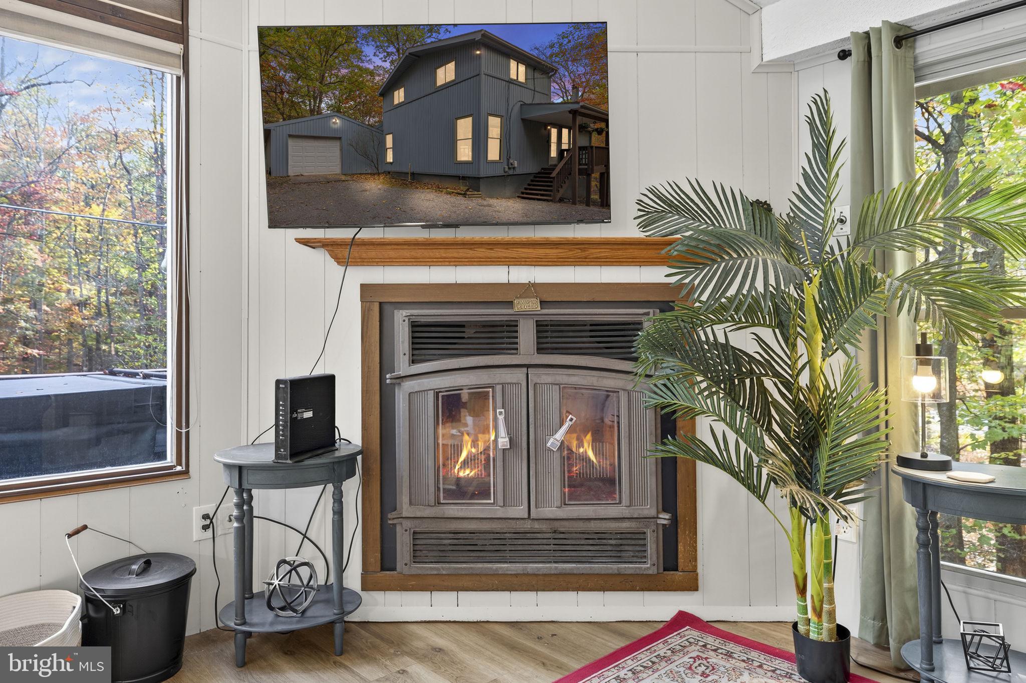 THE WOODS - Residential