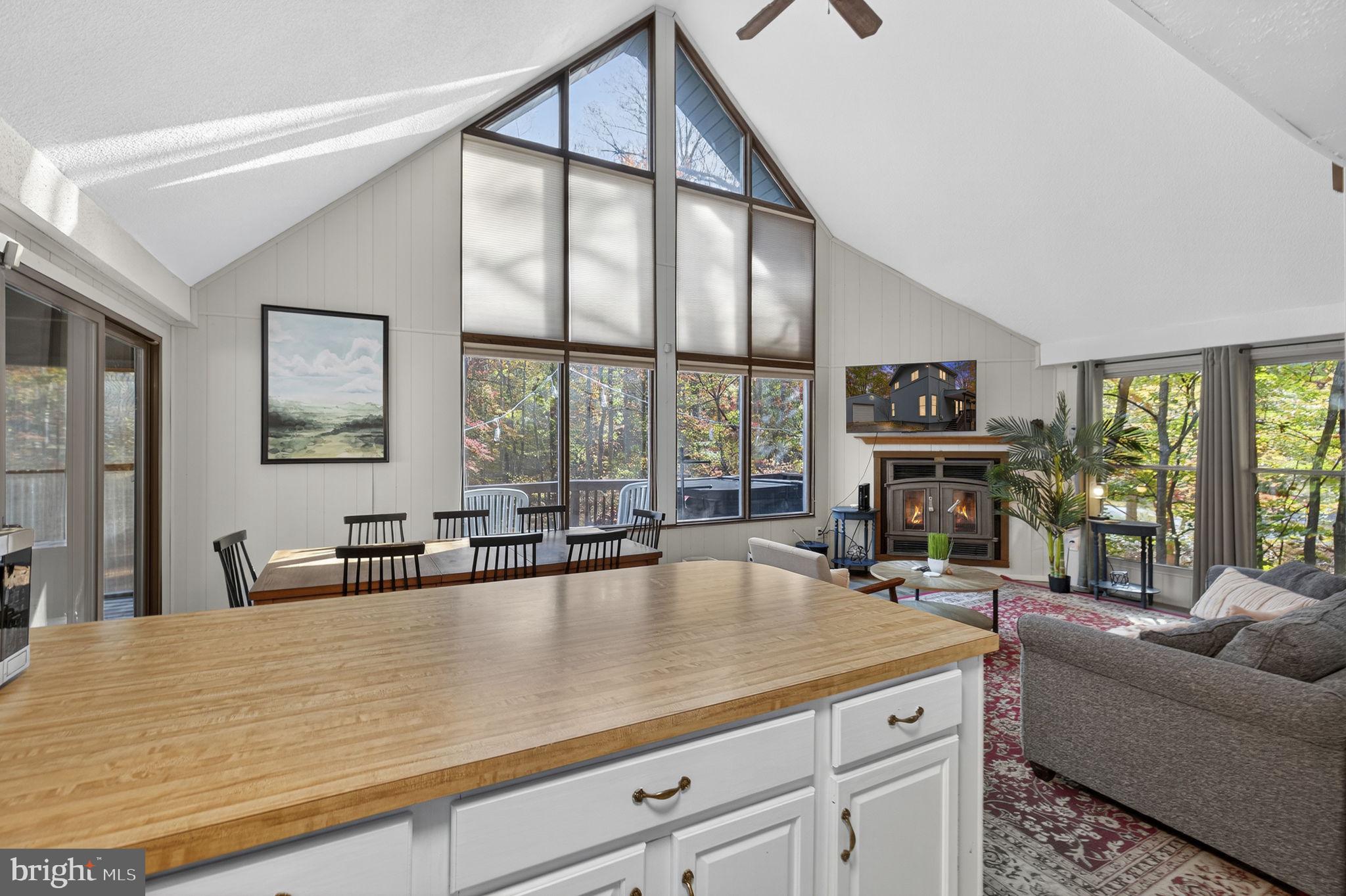 THE WOODS - Residential