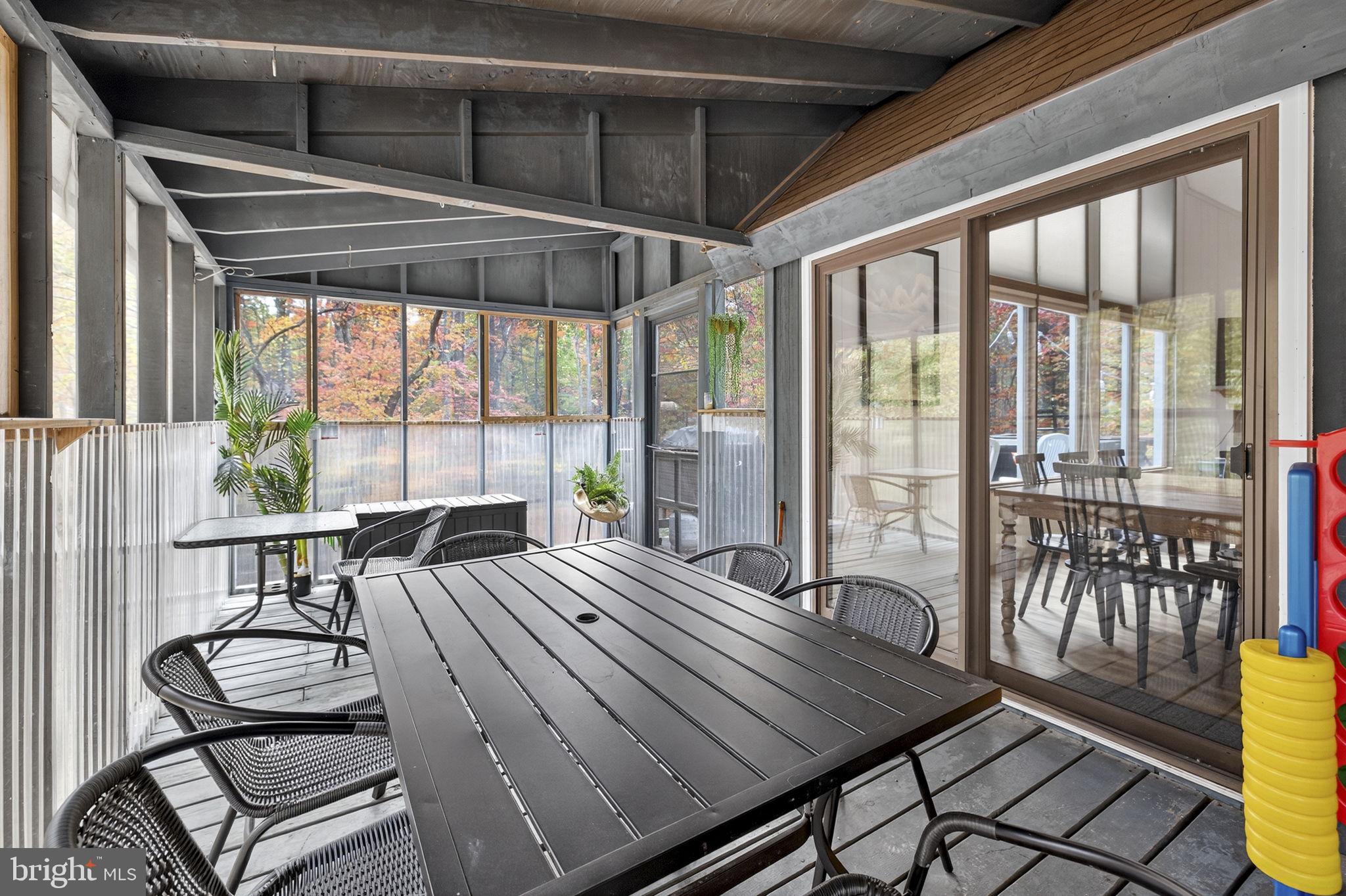 THE WOODS - Residential