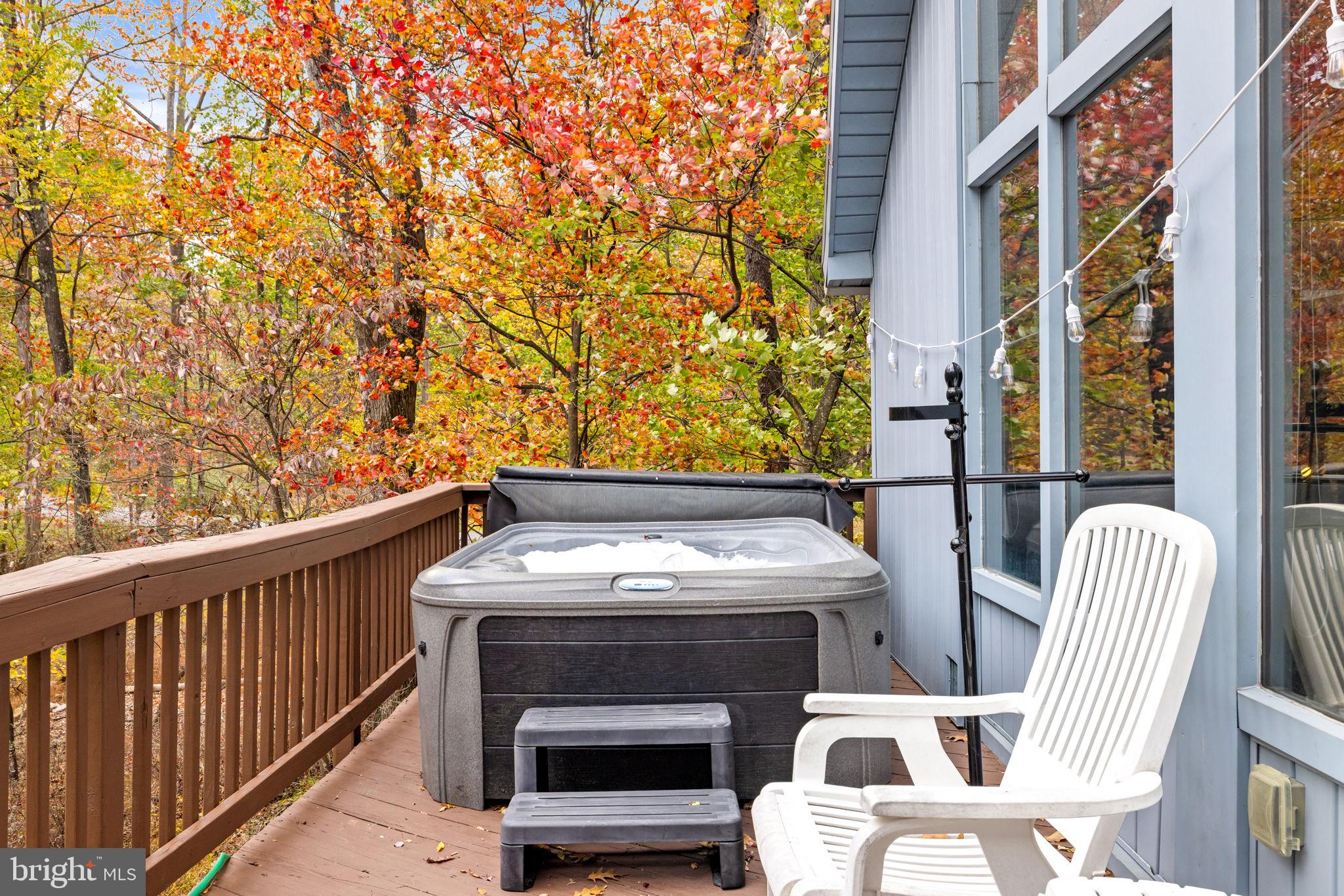 THE WOODS - Residential