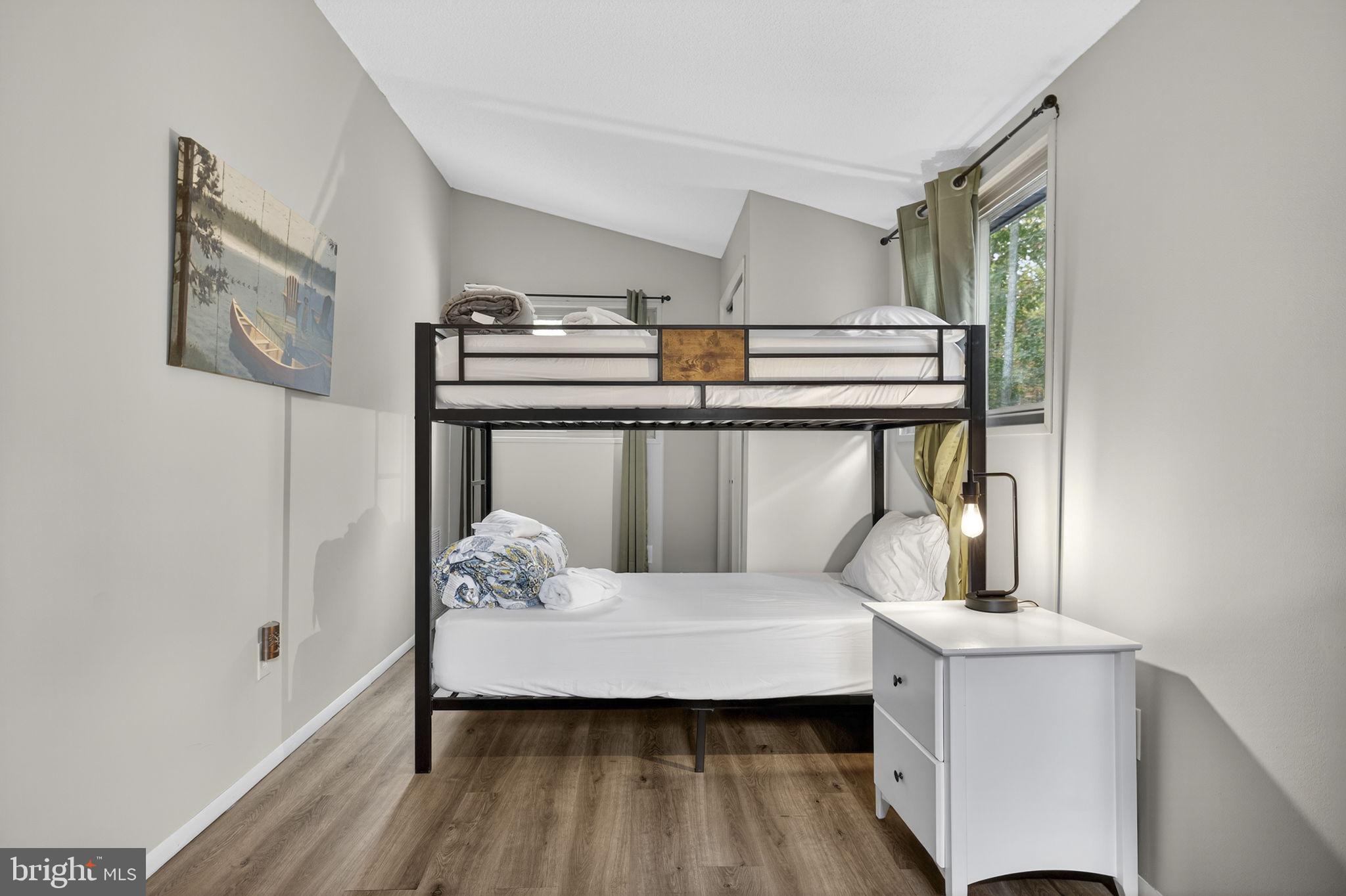 THE WOODS - Residential