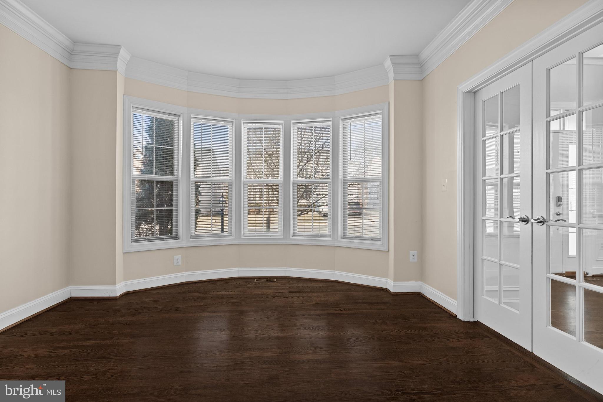 BELMONT GLEN VILLAGE - Residential