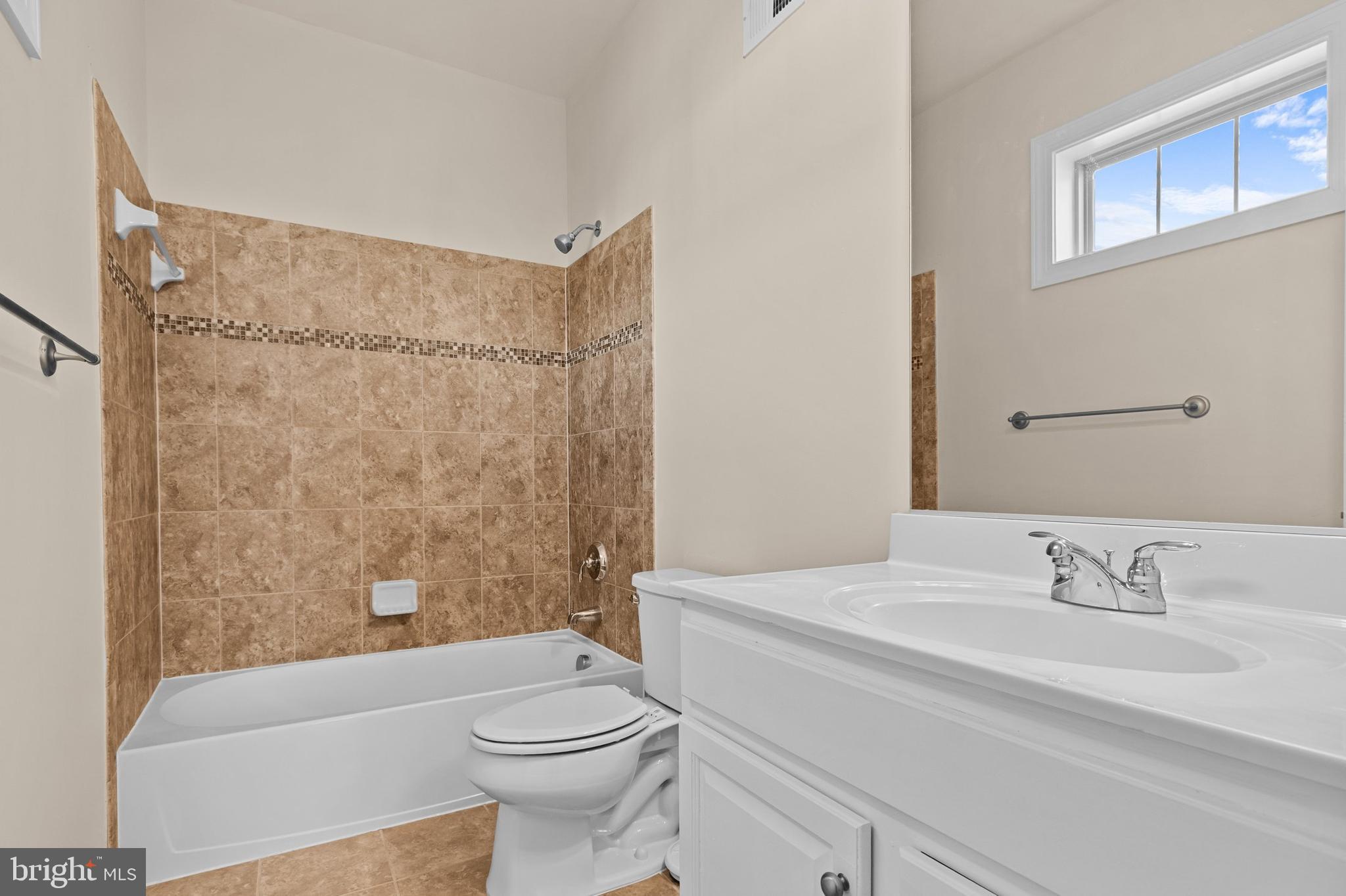 BELMONT GLEN VILLAGE - Residential