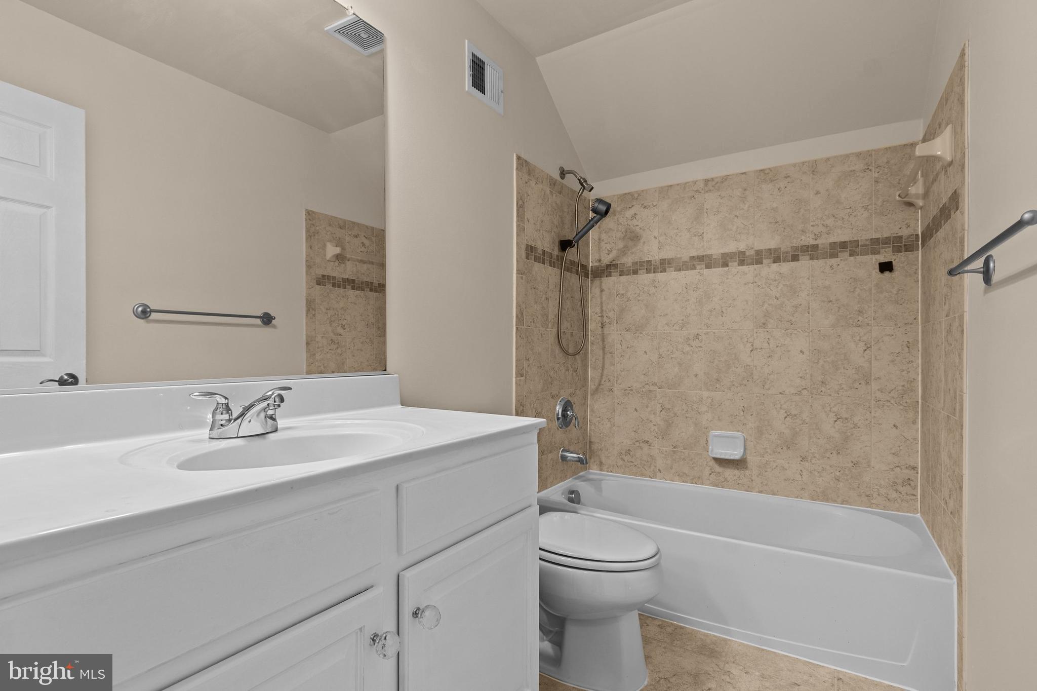 BELMONT GLEN VILLAGE - Residential