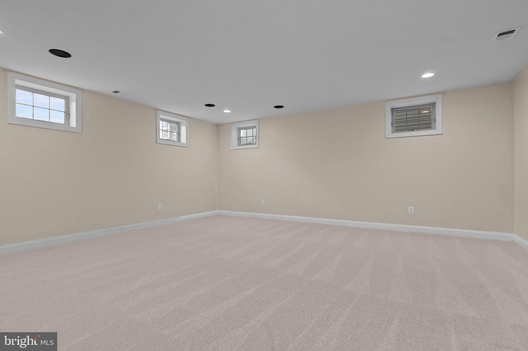 BELMONT GLEN VILLAGE - Residential