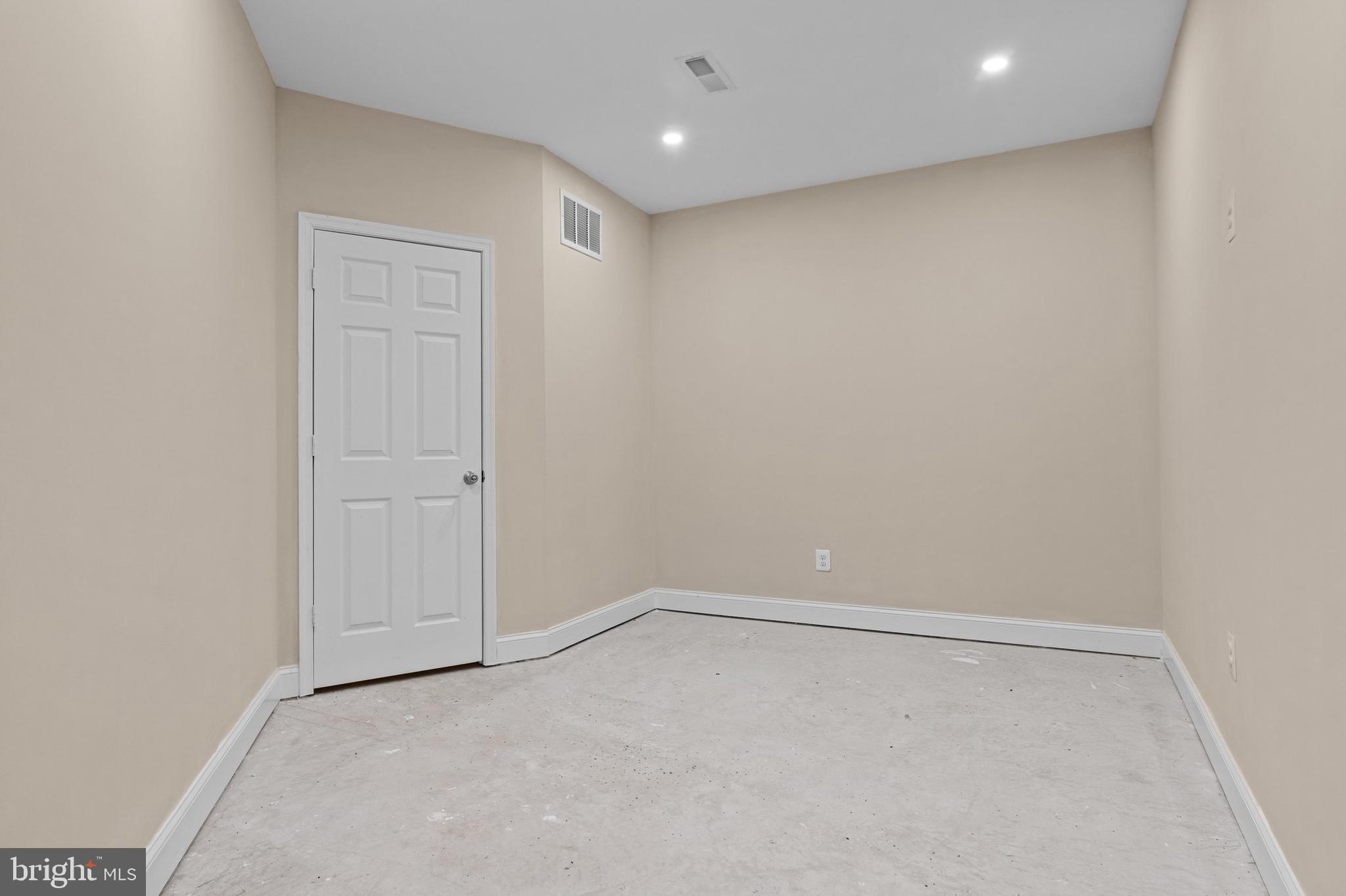 BELMONT GLEN VILLAGE - Residential