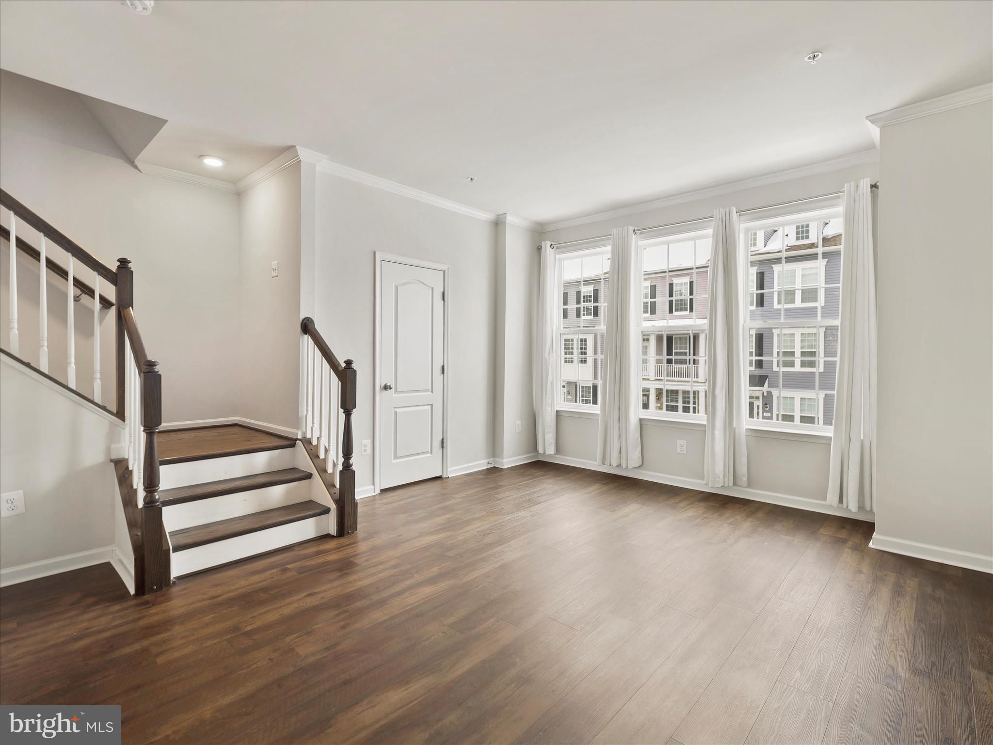 SPRING BANK - Residential