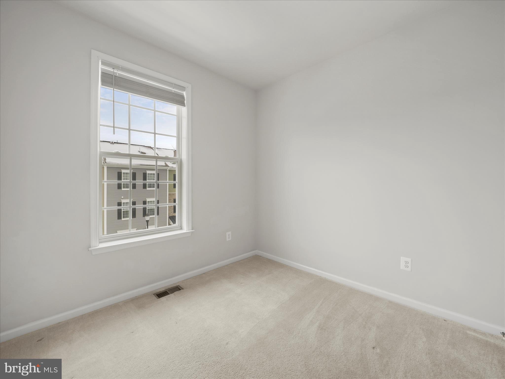 SPRING BANK - Residential