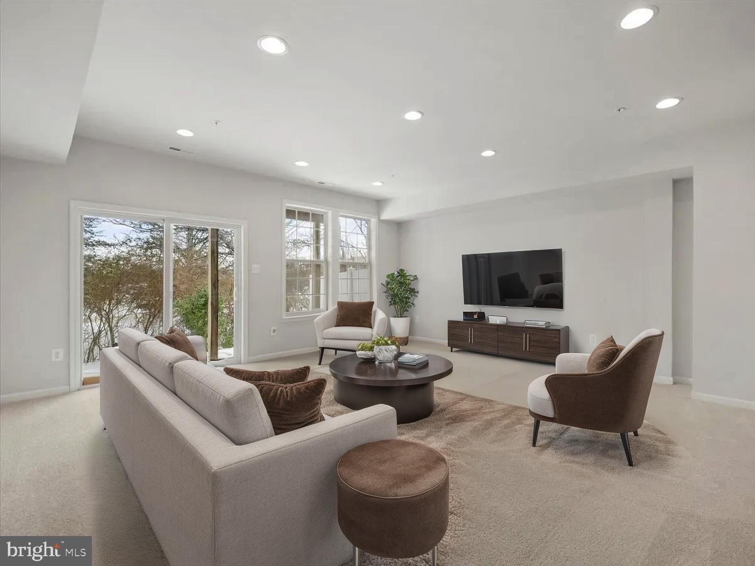 SPRING BANK - Residential