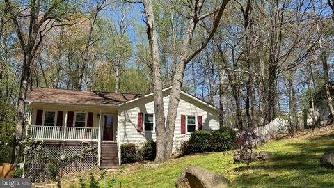 Photo of 11 Hickory Lane, STAFFORD, VA 22556 (MLS # VAST2048112)