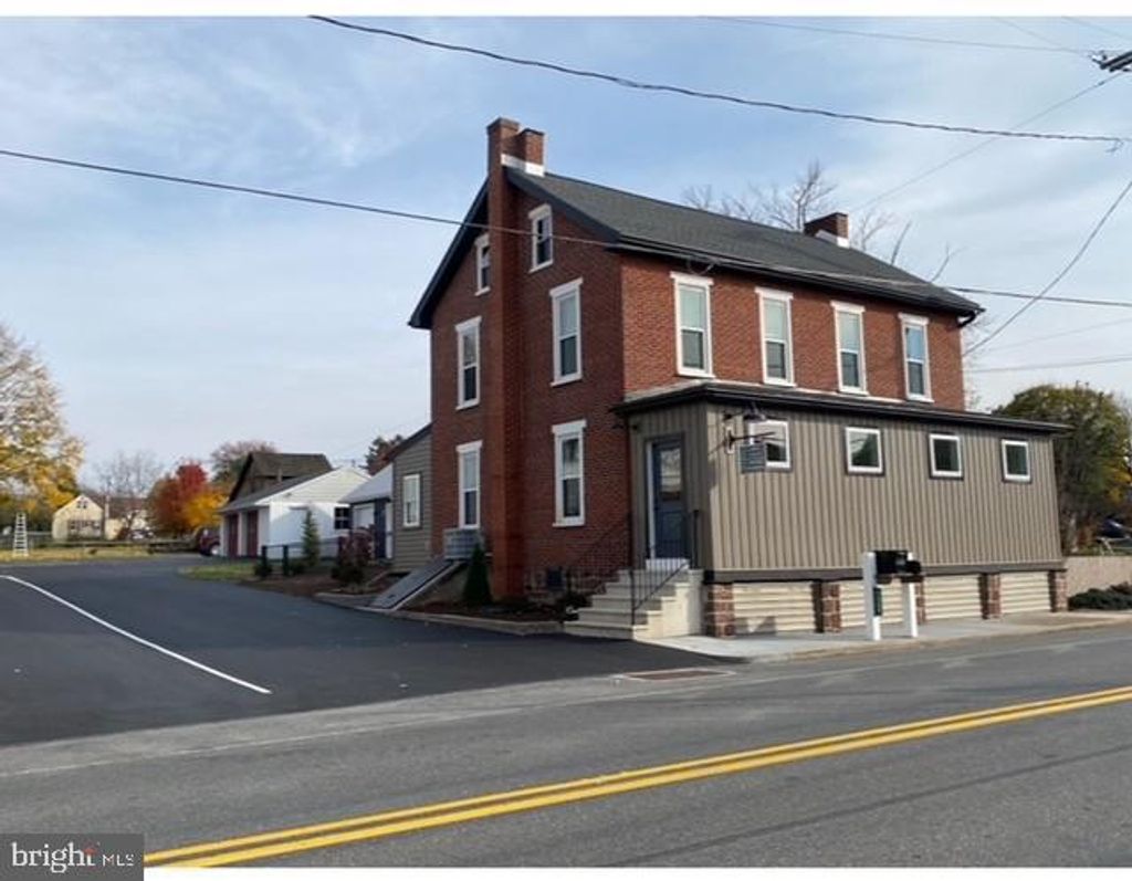 Photo of 1260 Reading Road, DENVER, PA 17517 (MLS # PALA2082968)