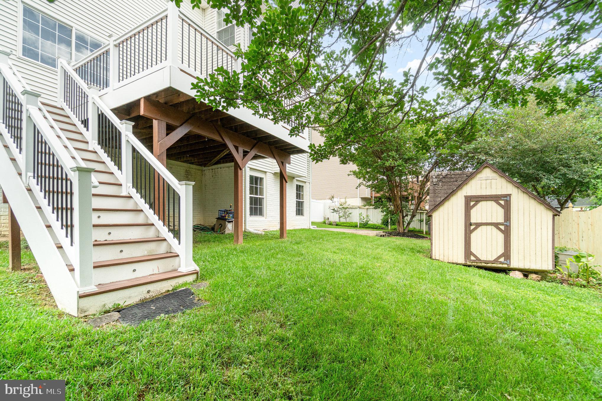 HAMPTON OAKS - Residential Lease