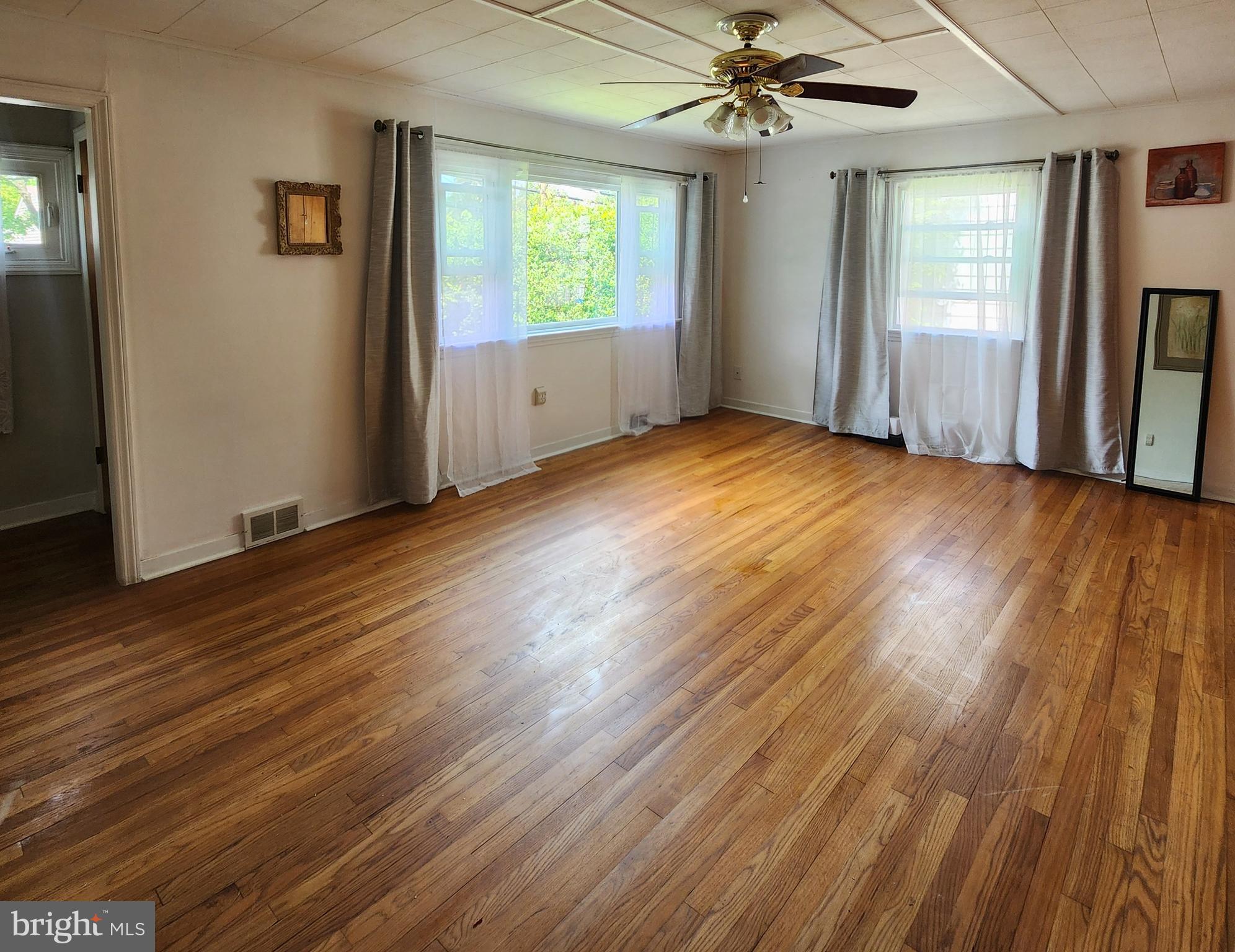2102 PRINCETON PIKE