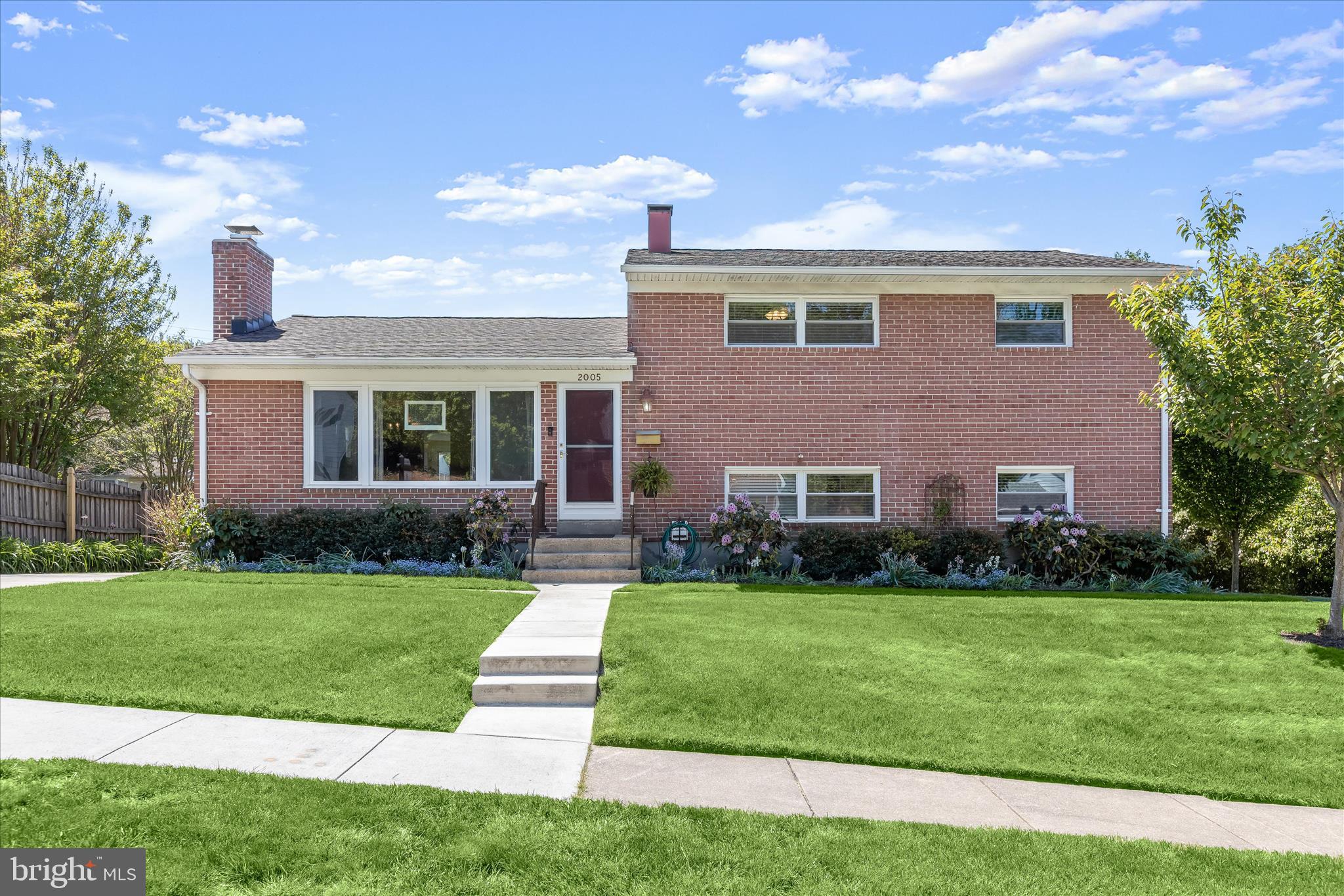 ROLLINGWOOD - Residential