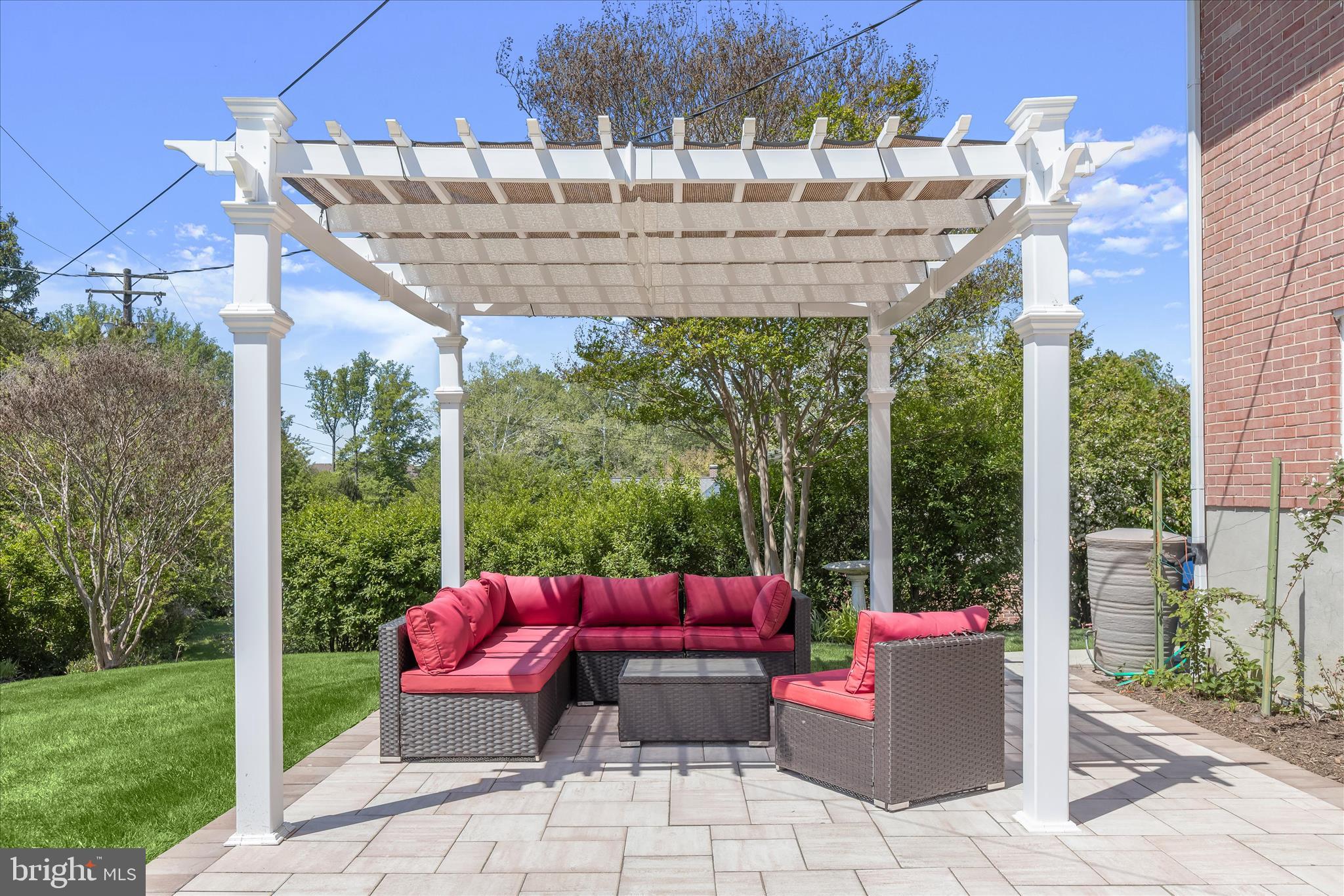 ROLLINGWOOD - Residential