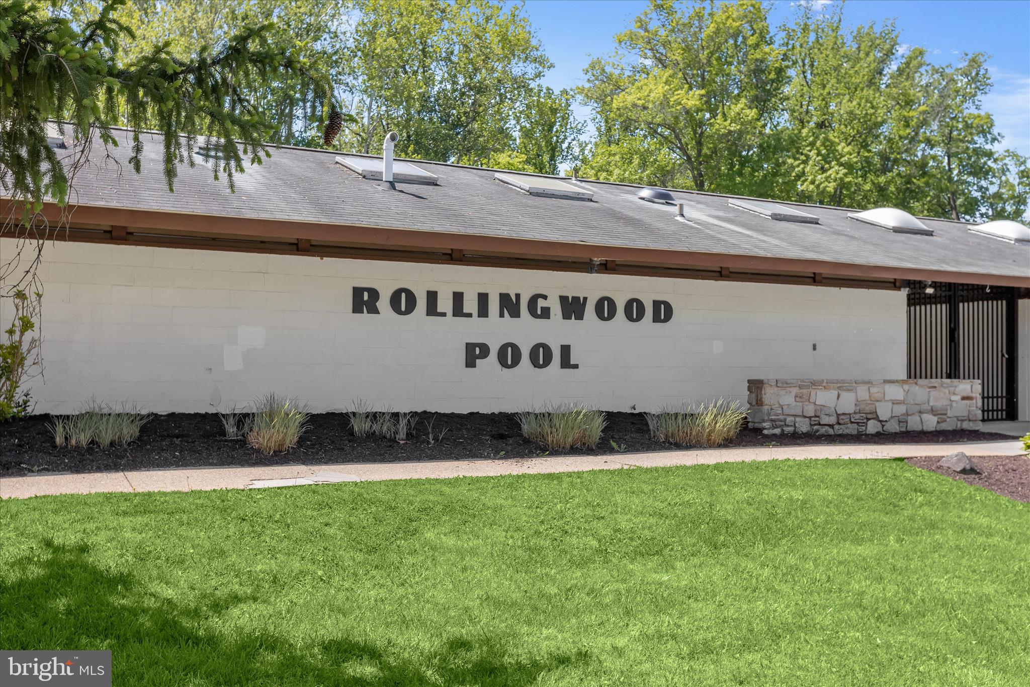 ROLLINGWOOD - Residential
