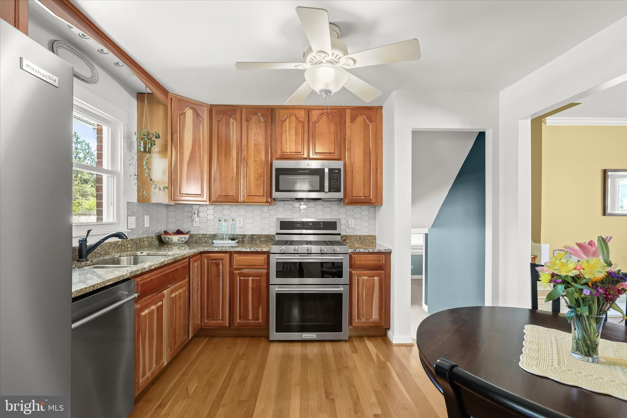 ROLLINGWOOD - Residential
