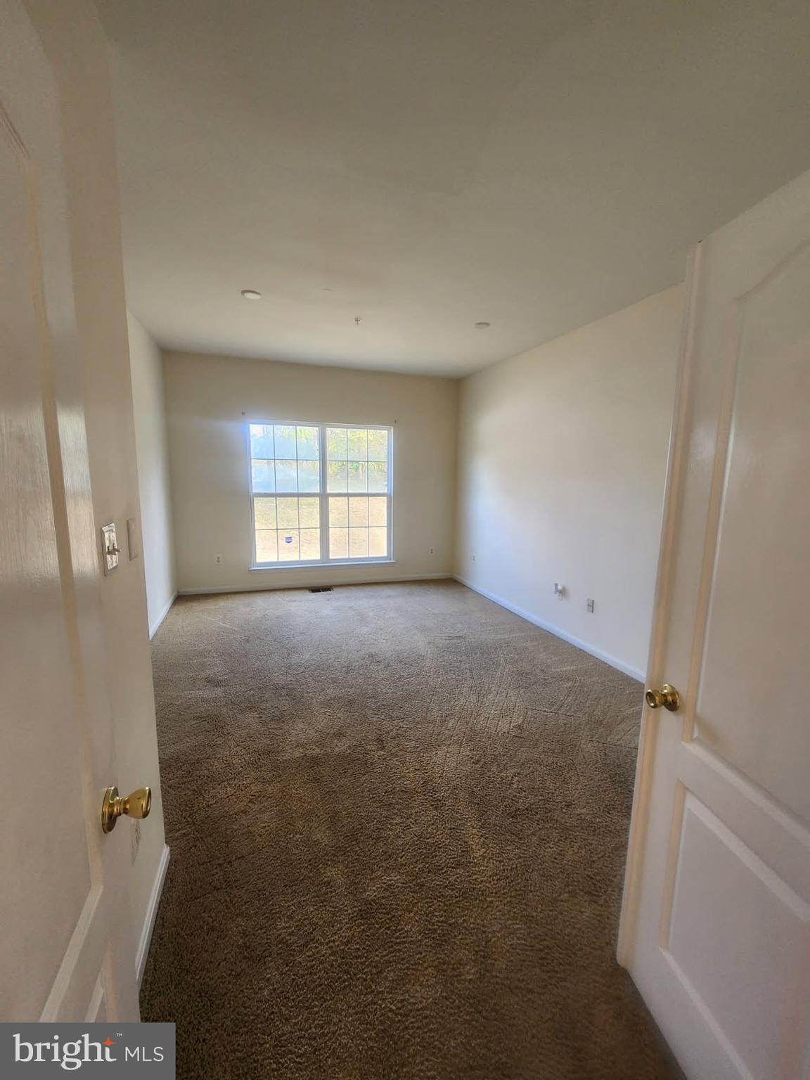 ROSE VALLEY-PLAT EIGHT> - Residential Lease